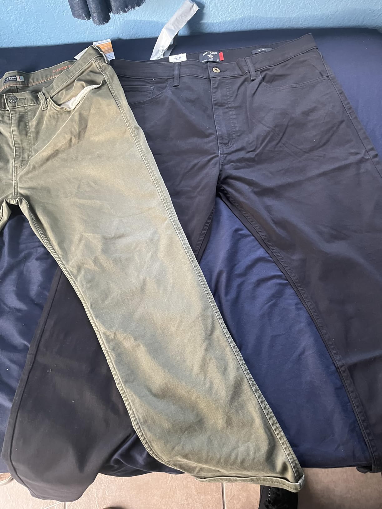 Dockers Men's Straight Fit Jean Cut All Seasons Tech Pants customer photo 1