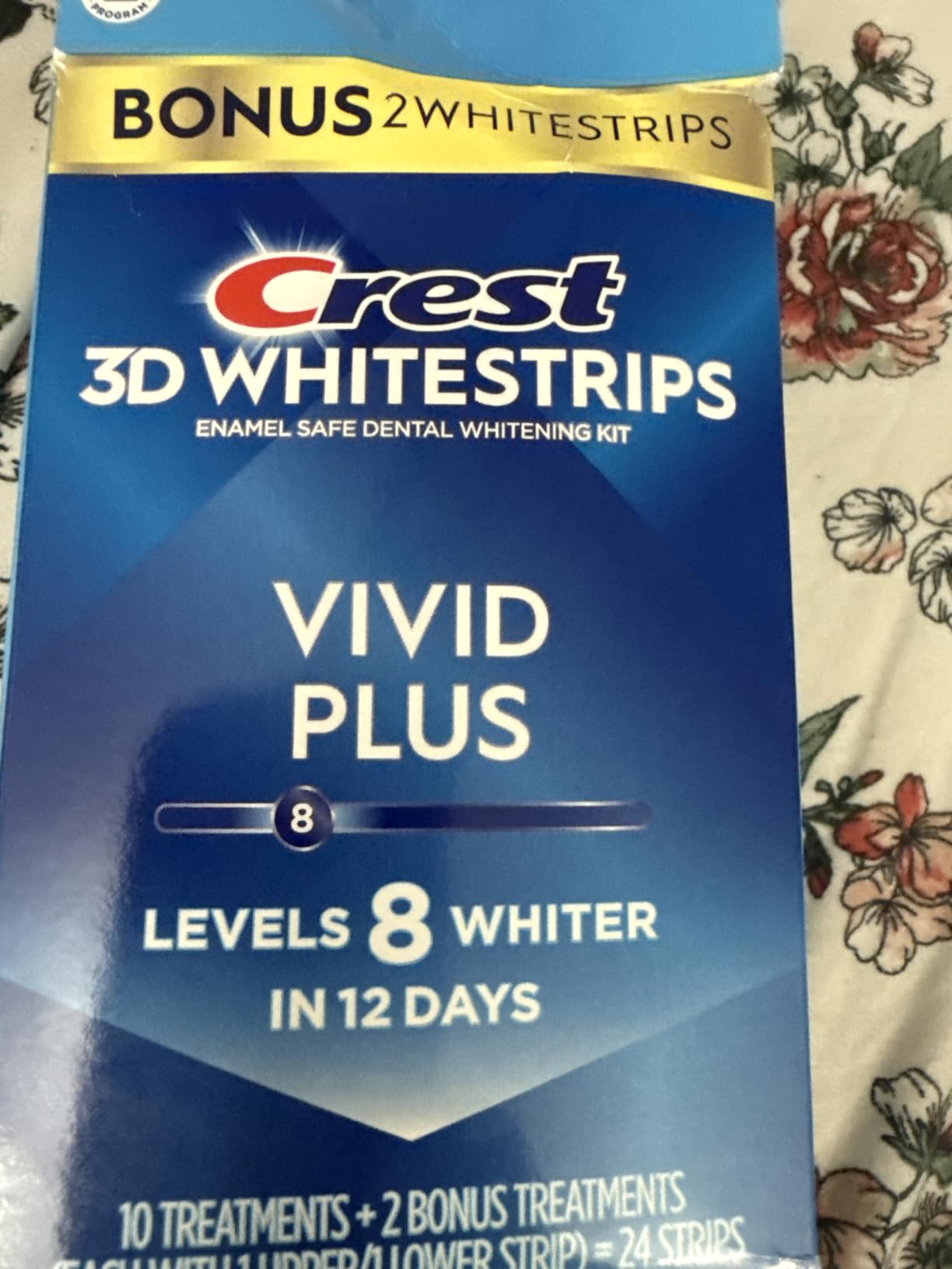 Crest 3D Whitestrips Vivid Plus, Teeth Whitening Strip Kit, 10 Treatments + 2 Bonus Treatments (Each with 1 Upper/1 Lower Strip), 24 Strips, 8 Levels Whiter, Teeth Whitening Kit customer photo 2
