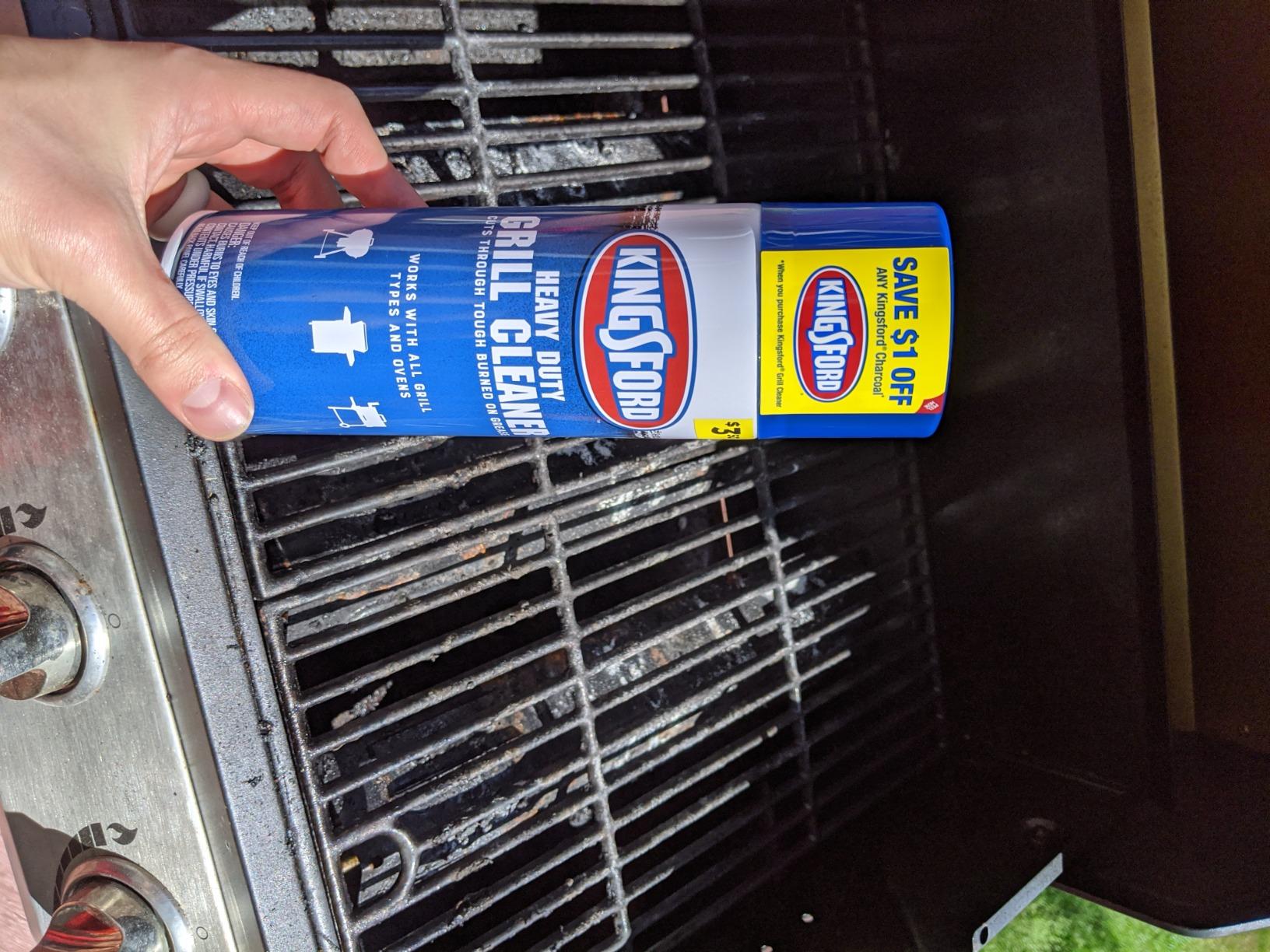Kingsford Heavy Duty Foaming Grill Cleaner Spray, BBQ Degreaser for Charcoal & Gas Grills, Cuts Grease, Burnt-On Food & Grime, Easy Spray-On Foam for Grill Grates & Surfaces, Aerosol Can, 14.5 Oz customer photo 1