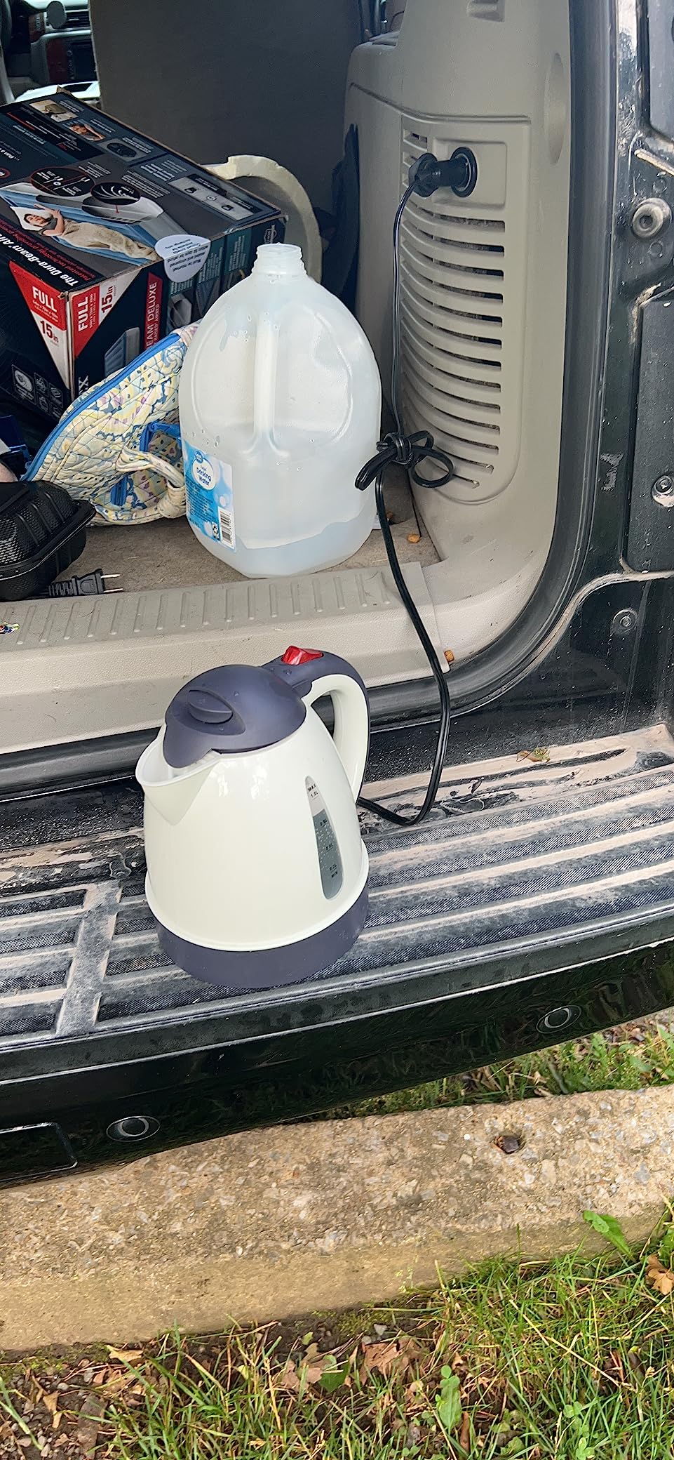 Fdit Portable Car Electric Kettle Road Trip Travel Cigarette Lighter DC12V/24V Heated Water Tea Coffee Kettle Auto Shut Off (1000ml Kettle 12V) customer photo 1