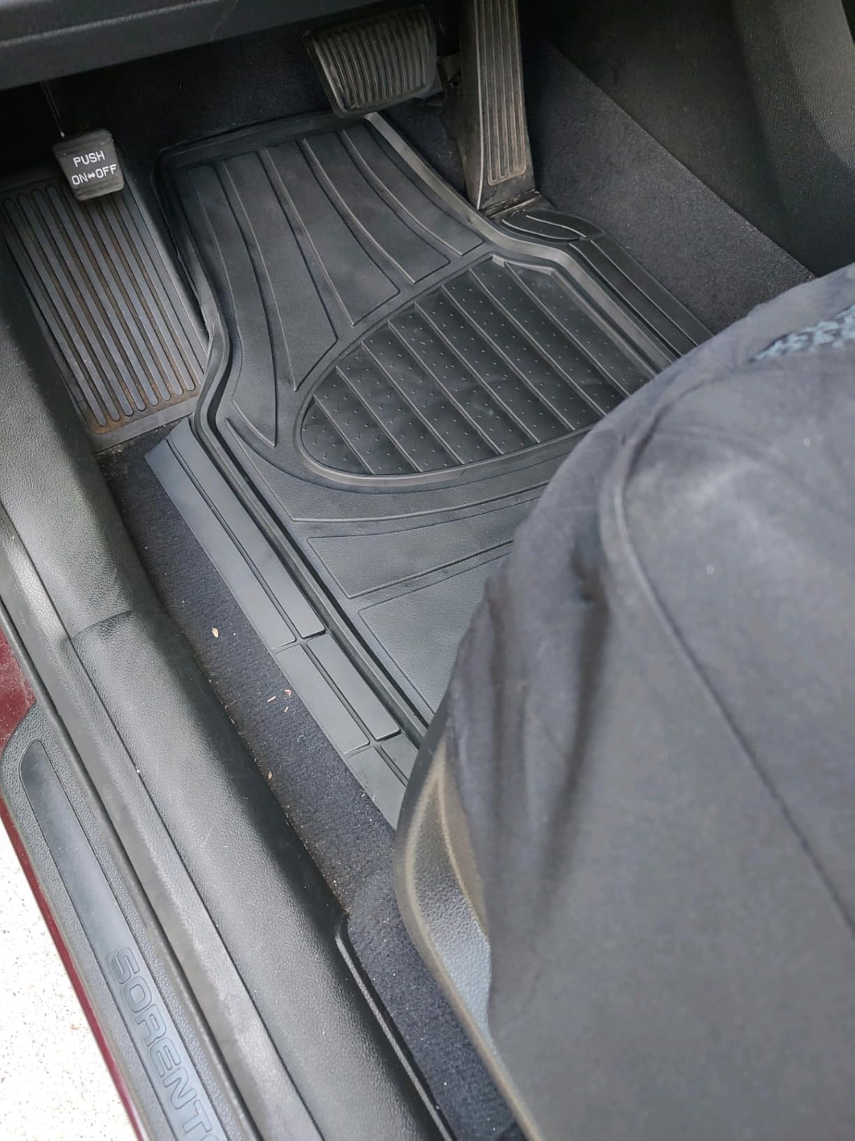 Armor All Heavy-Duty Cargo Mat - Universal Fit customer photo 1