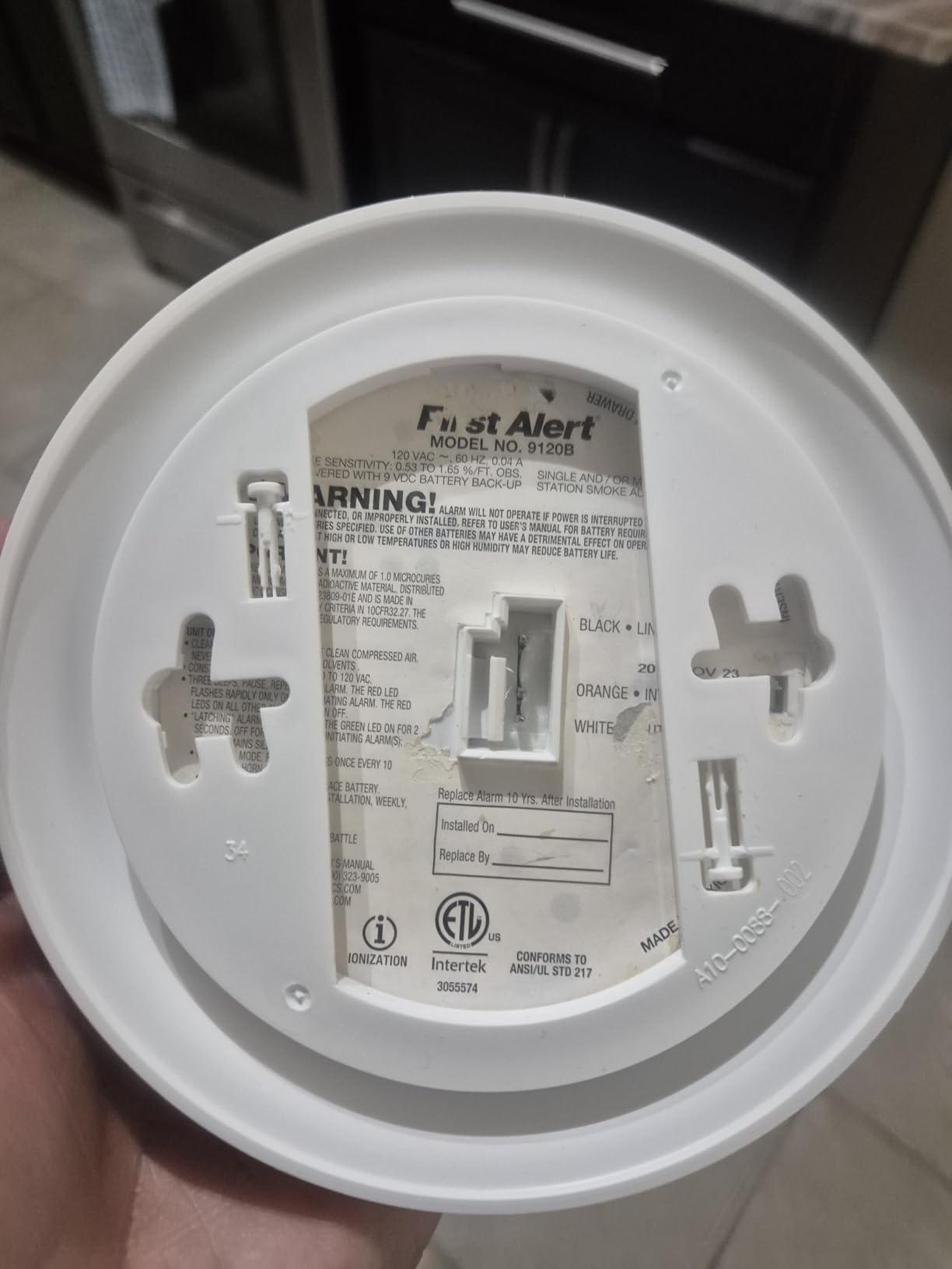 First Alert BRK SMI100-AC Hardwired Smoke Detector with Battery Backup, 6-Pack customer photo 2