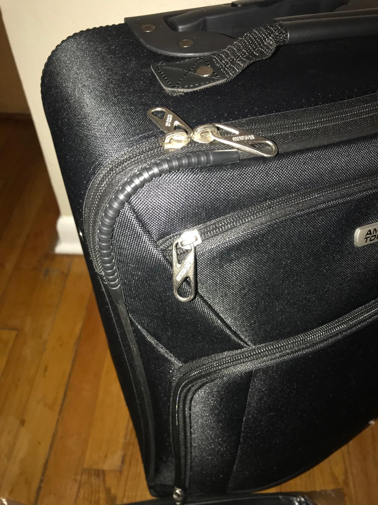 American Tourister Fieldbrook XLT Softside Upright Luggage, Black, 3-Piece Set (BB/21/25) customer photo 1