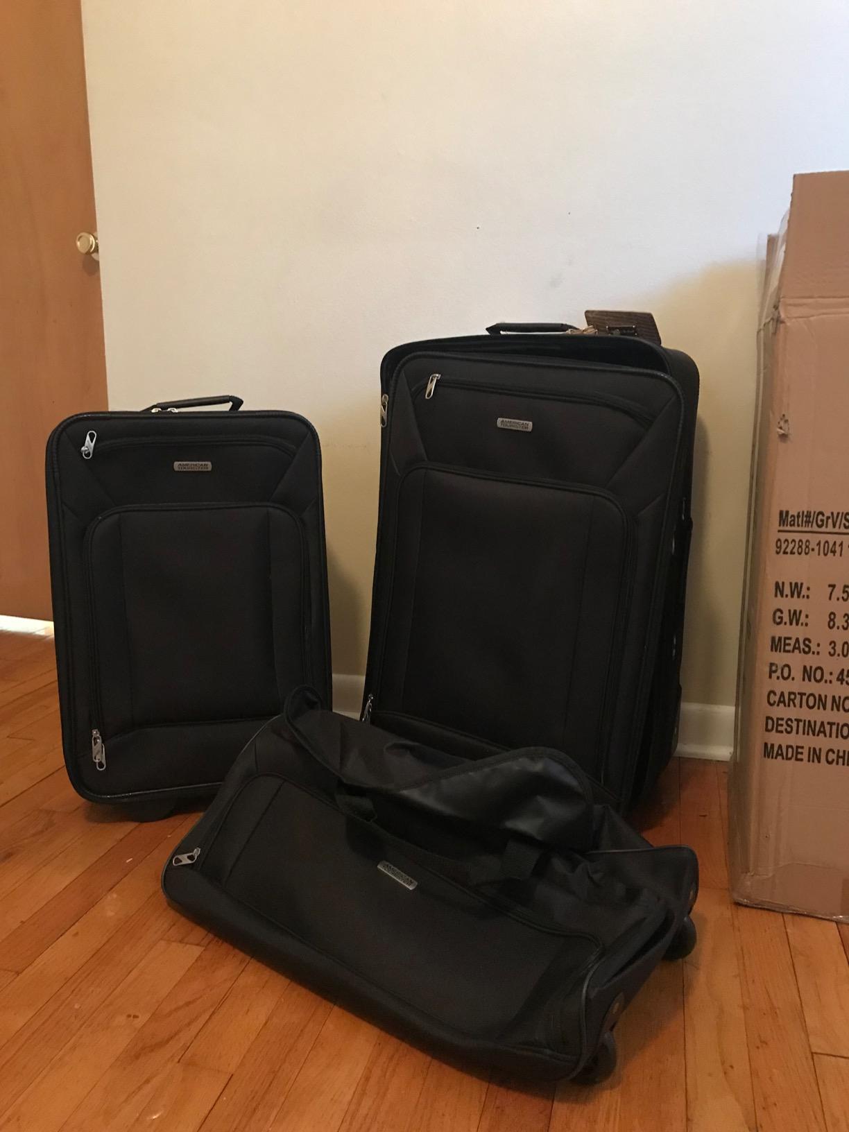 American Tourister Fieldbrook XLT Softside Upright Luggage, Black, 3-Piece Set (BB/21/25) customer photo 2