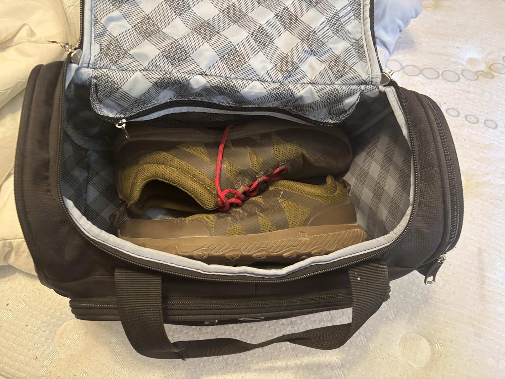 Maxlite 5 Softside Lightweight Underseat Carry-On Travel Tote, Overnight Weekender Bag customer photo 1