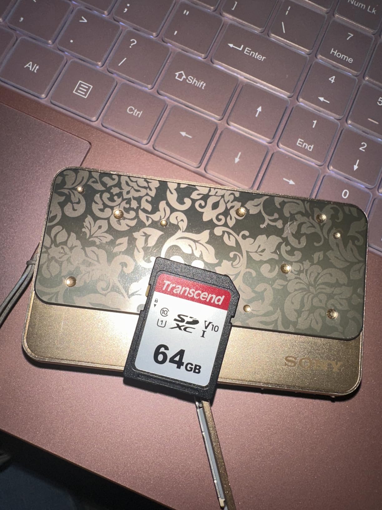 Transcend SDC300S 128GB SDXC SD Card, Compatible with DSLR Cameras/ Digital Cameras / Trail Cameras / Camcorder, Up to 100MB/s, UHS-I U1 V10, Full HD, Class 10 High-Speed Memory Card customer photo 1