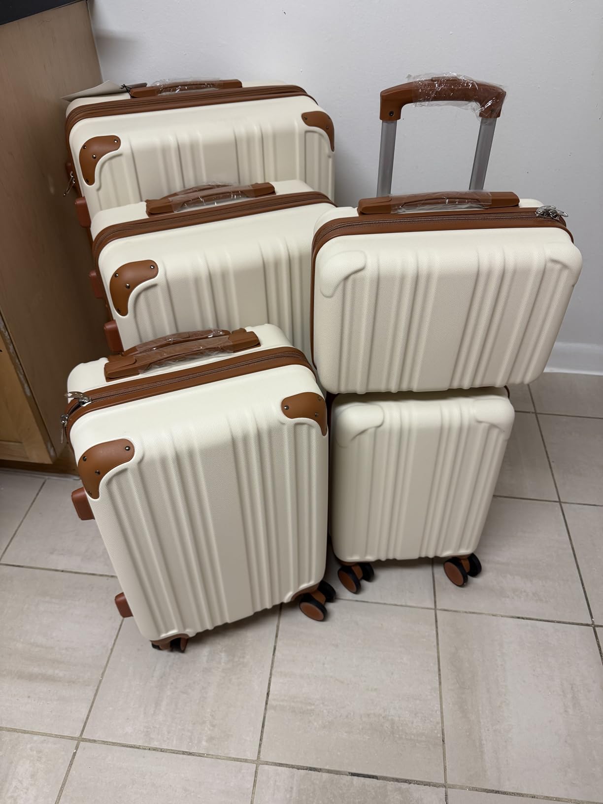 Coolife Luggage Sets, 5 Piece Durable Suitcase, Lightweight Carry on Luggage with PC+ABS Hardshell, Dual Spinner Wheels, TSA Lock and YKK Zipper customer photo 1