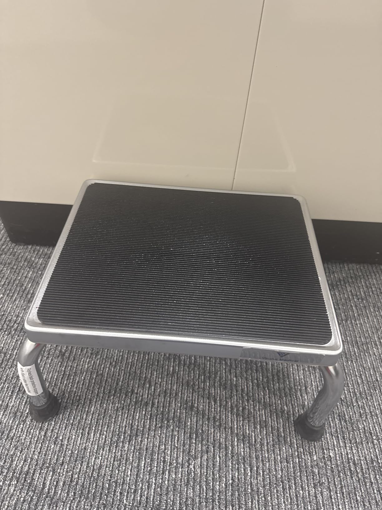 Vaunn Medical Foot Step Stool with Handle and Anti Skid Rubber Platform, Lightweight and Sturdy Stool for Children, Adults and Seniors, Chrome customer photo 1
