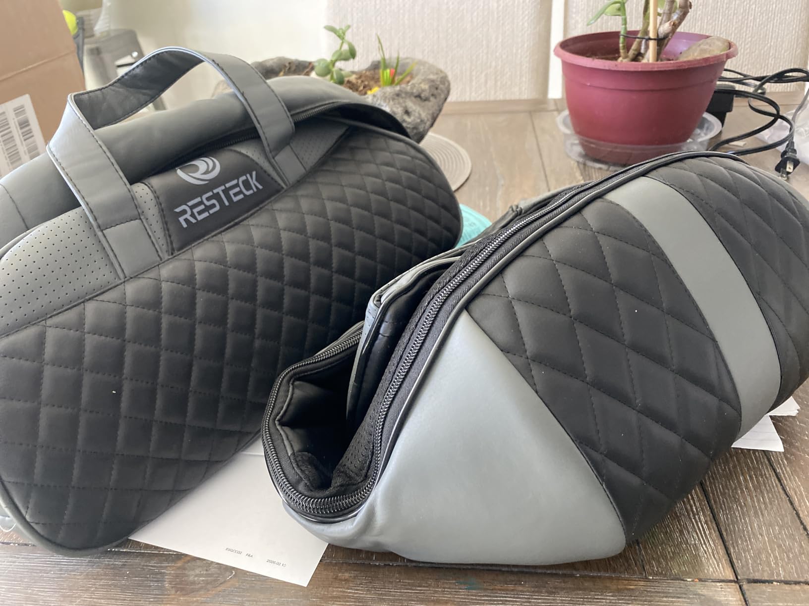 RESTECK Massagers for Neck and Back with Heat - Deep Tissue 3D Kneading Pillow, Electric Shiatsu Shoulder Massage, Foot, Legs,Body - Relieve Muscle Pain - Office, Home & Car customer photo 2