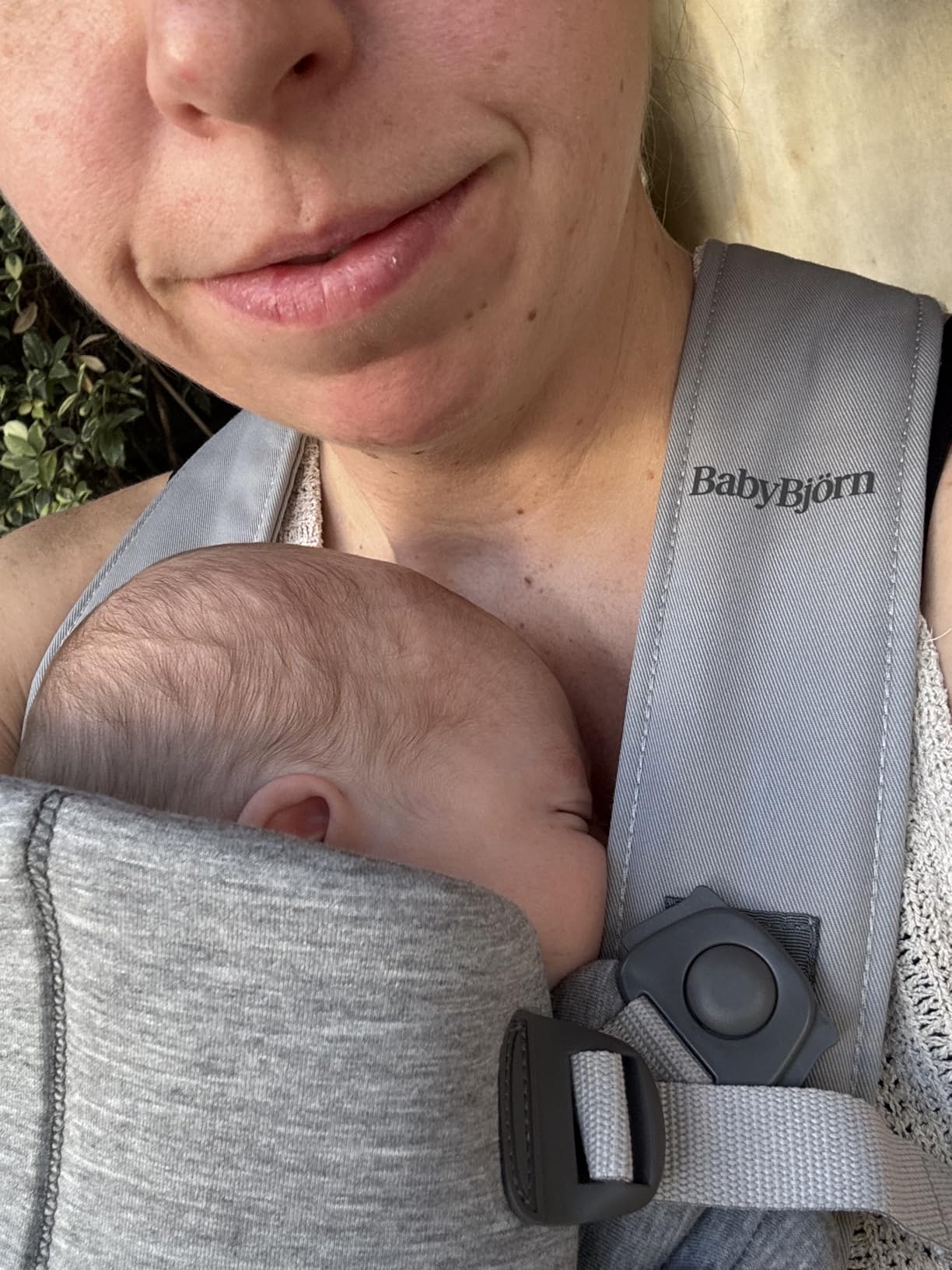 BabyBjörn Baby Carrier Mini, Light Gray, 3D Jersey | Infant Carrier (7-25 lbs), Ergonomic, Easy-to-Use customer photo 2