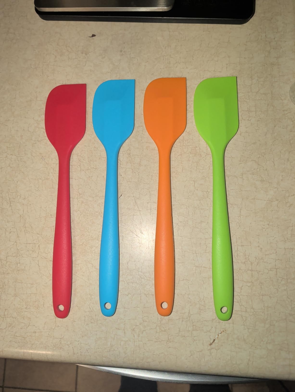 Silicone Spatulas, 11 inch Rubber Spatula Heat Resistant Seamless One Piece Design Non-Stick Flexible Scrapers Baking Mixing Tool (4 Piece) customer photo 1