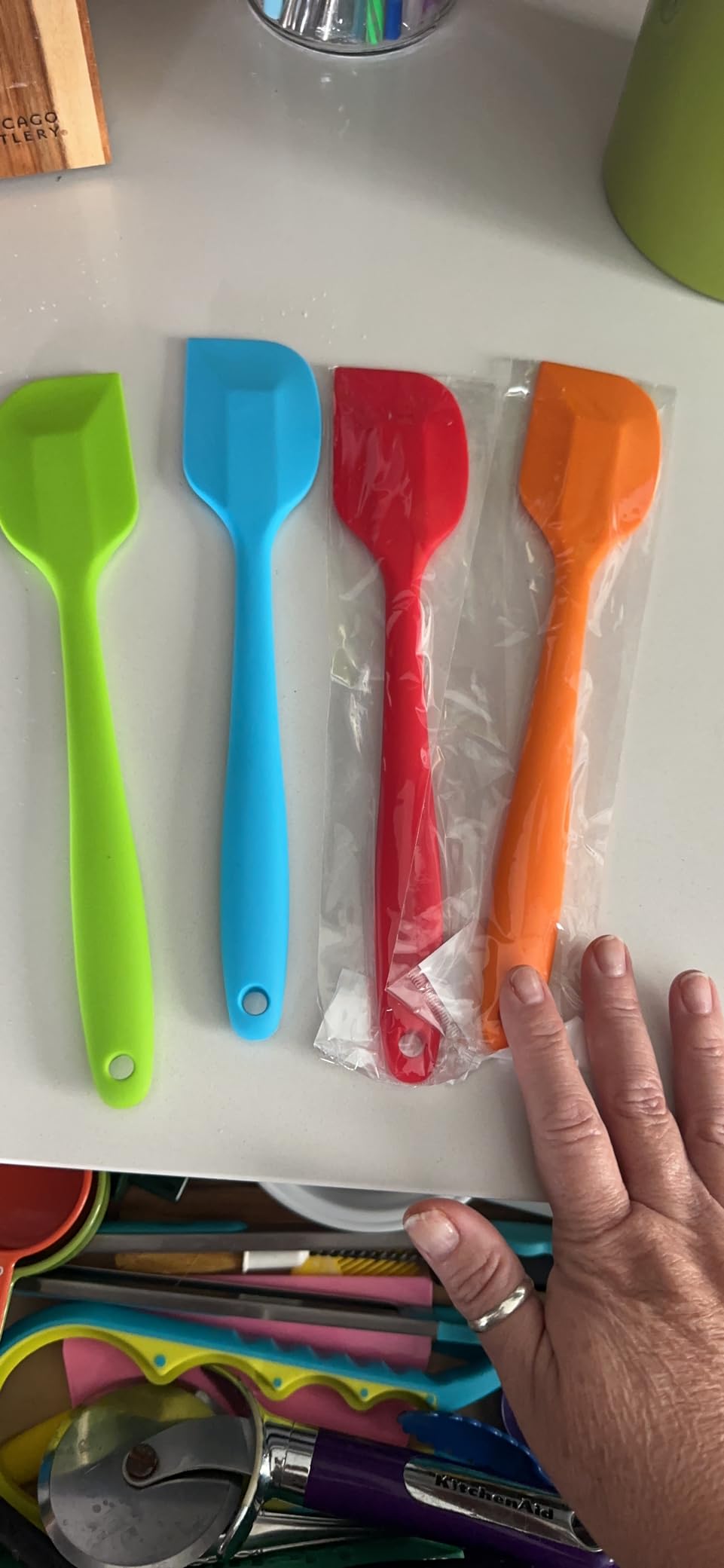 Silicone Spatulas, 11 inch Rubber Spatula Heat Resistant Seamless One Piece Design Non-Stick Flexible Scrapers Baking Mixing Tool (4 Piece) customer photo 2