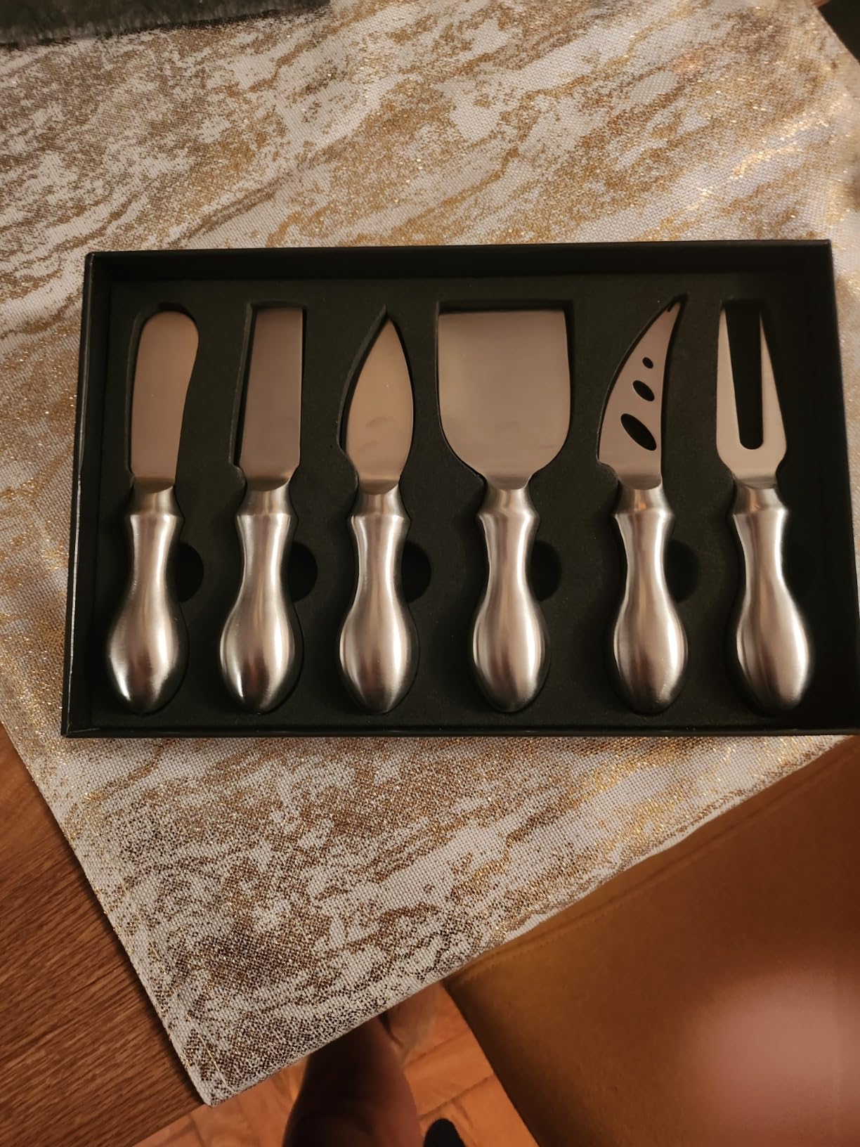 WoneNice Cheese Knife Set, 6-Piece Stainless Steel Knives for Charcuterie, Gift Ready customer photo 1