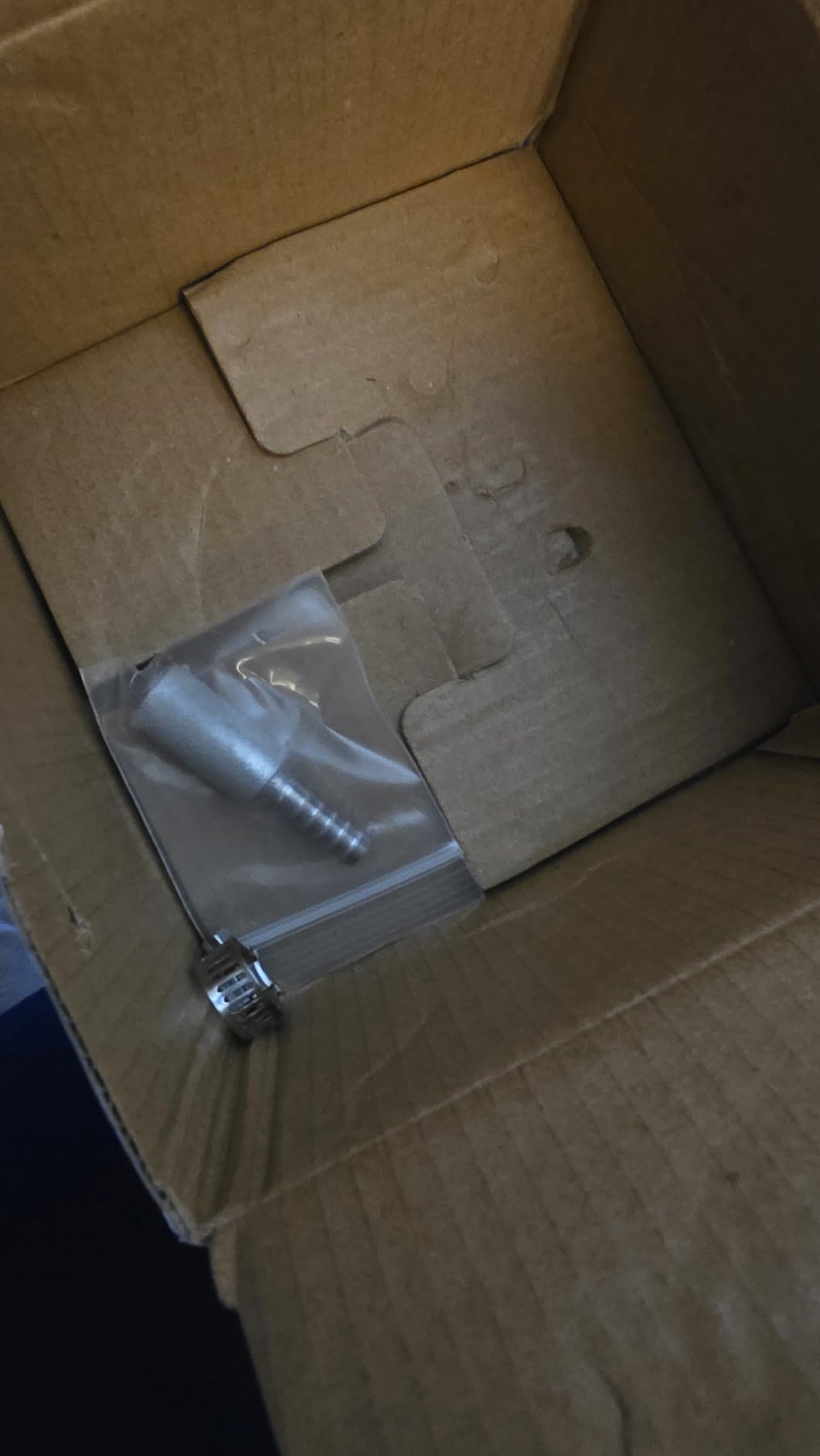Carbonation Lid for Cornelius Corny Kegs with 20