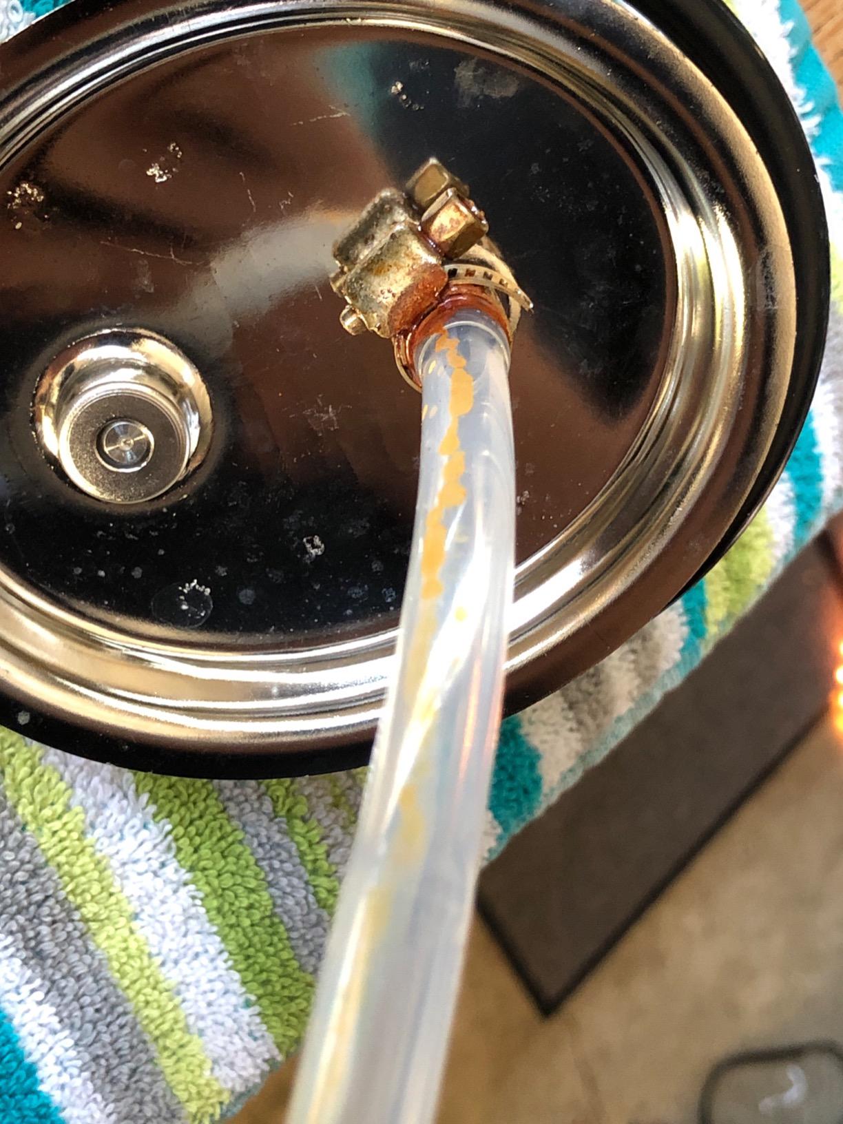 Carbonation Lid for Cornelius Corny Kegs with 20