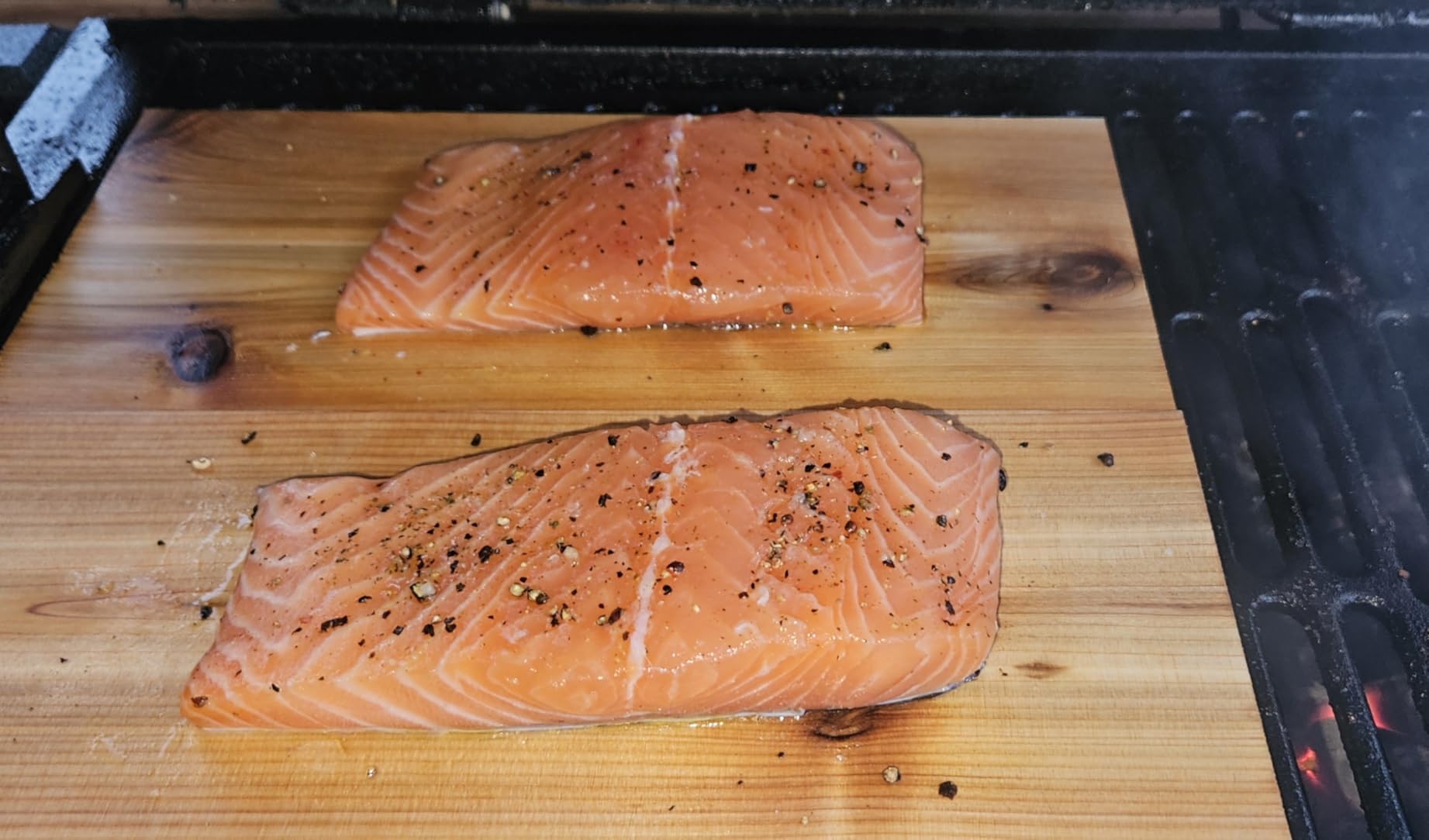 6-Pack Western Red Cedar Grilling Planks for Salmon, Beef, Veggies & More - 100% Natural & USA-Made and Sourced customer photo 1