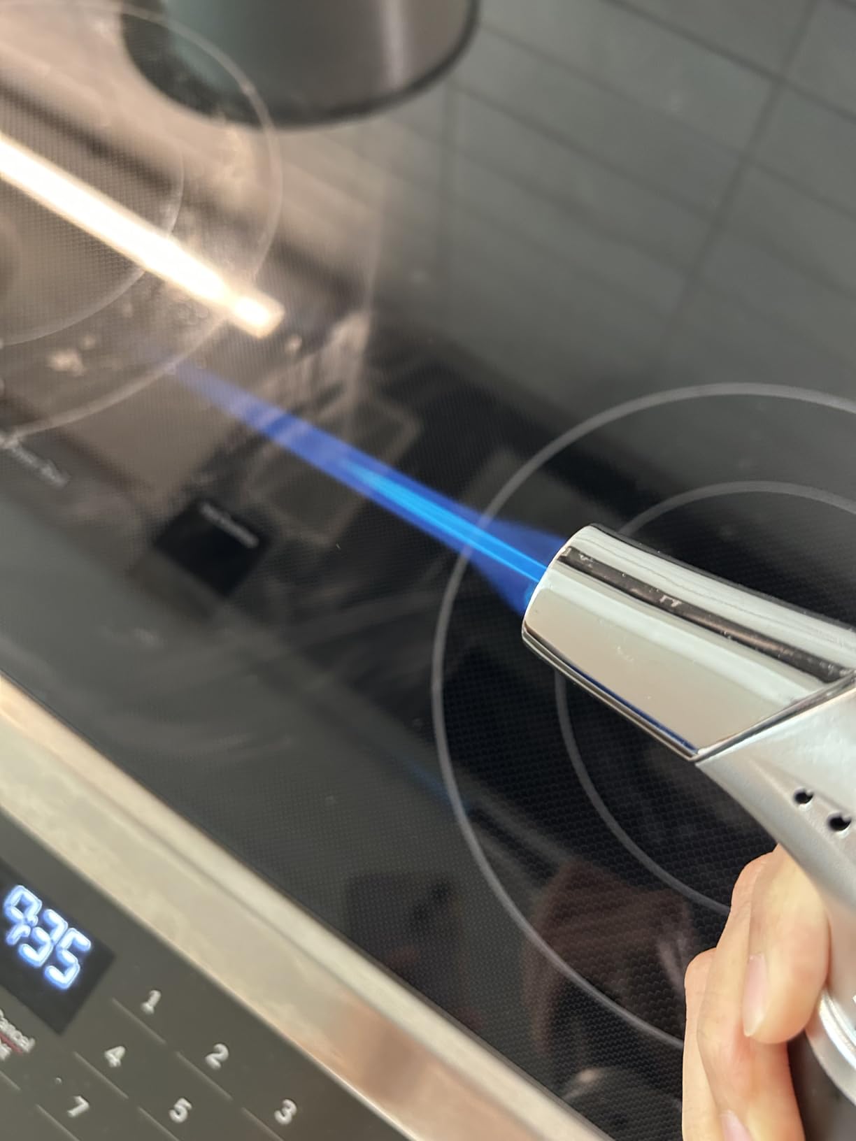 Blow Torch, Home-Grade Kitchen Cooking Torch with Lock Adjustable Flame Refillable Mini Blow Torch Lighter for BBQ, Baking, Brulee Creme, Light Cooking Tasks, DIY Soldering (Butane Gas Excluded) customer photo 1