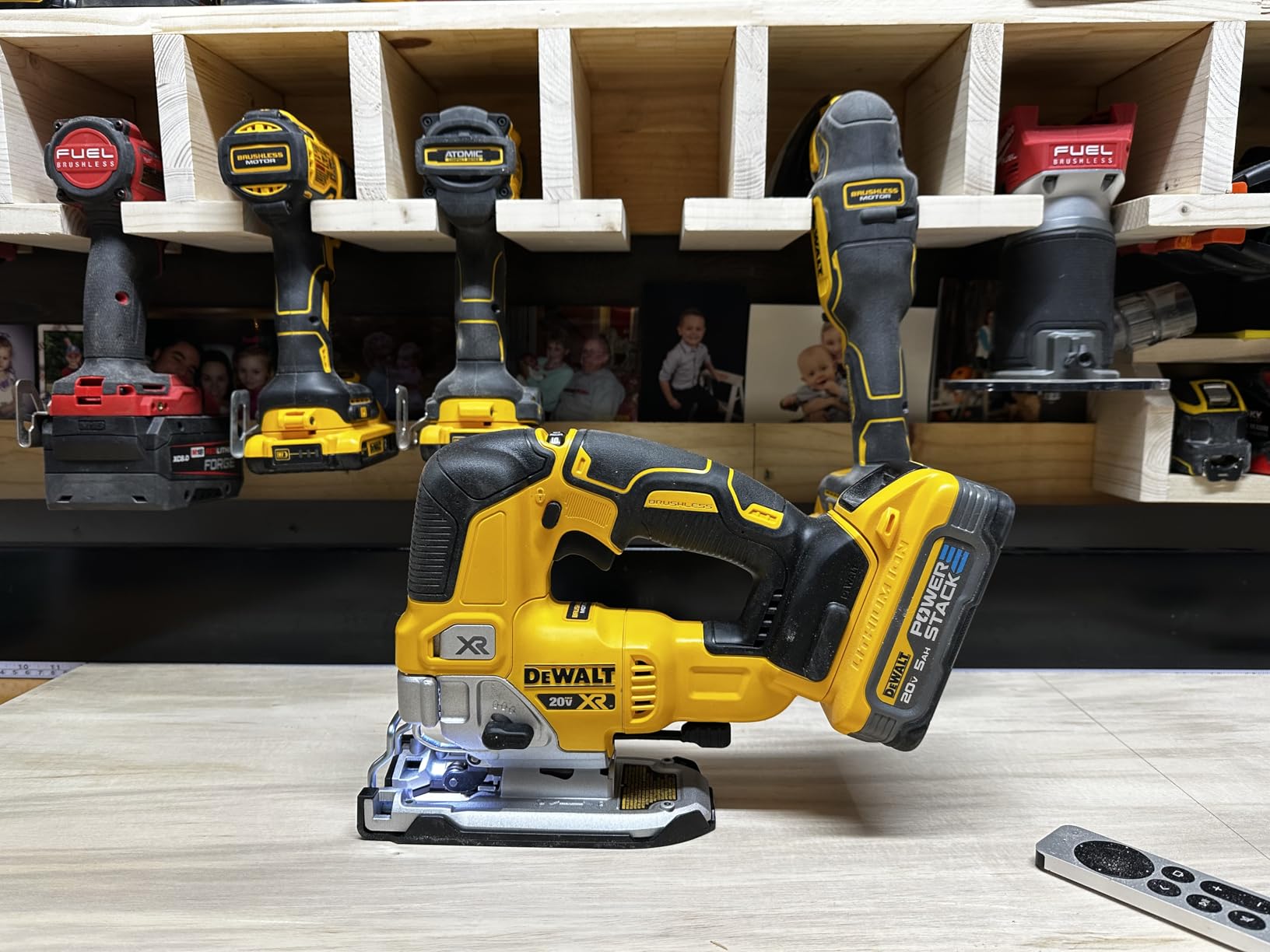 DeWalt 20V MAX XR Jig Saw, 3,200 Blade Speed, Cordless, Brushless Motor, LED Light, Bare Tool Only (DCS334B) customer photo 2