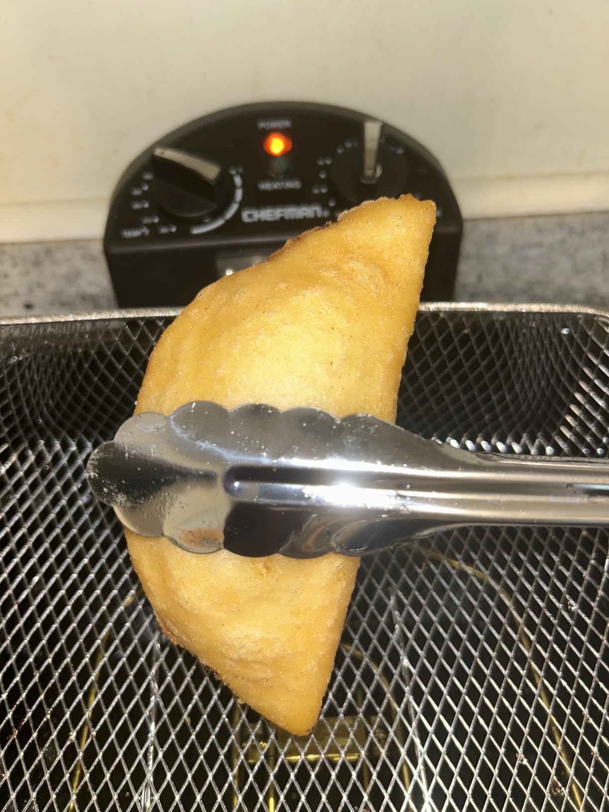 Chefman 4.5 Liter Deep Fryer w/Basket Strainer, XL Jumbo Size, Adjustable Temperature & Timer, Perfect for Fried Chicken, Shrimp, French Fries, Chips & More, Removable Oil-Container, Stainless Steel customer photo 2