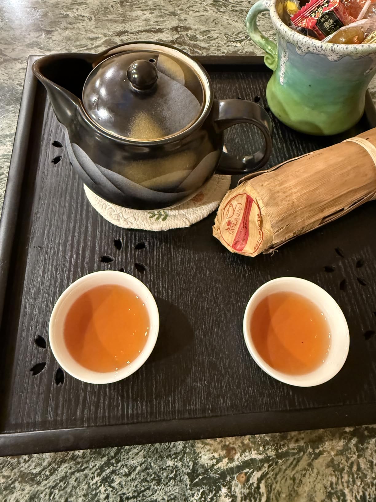 LWXLJMJZC (24 Cakes-96 Cups) Pu-erh Tea in Bamboo Leaf Tube -Ripe Puerh Tea Cake -Easily Divided into Halves or Quarters-Shu Puer Tea-Ripe Puerh Tea Mini Cakes (200g/7.1 oz) customer photo 2