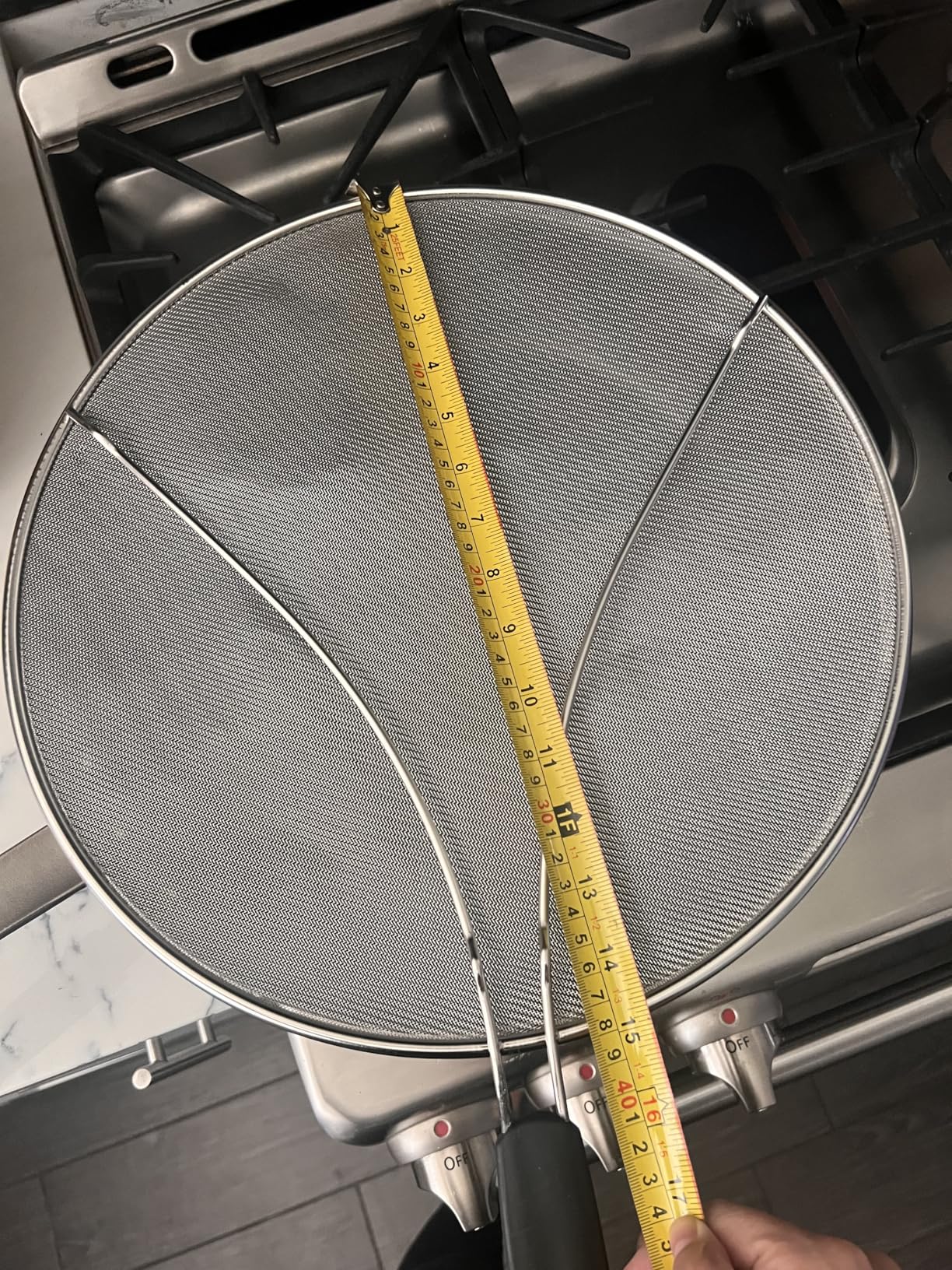 BergKoch Splatter Screen for Frying Pan - 15 Inch Stainless Steel Grease Splatter Guard - Cover Oil Splash when Sizzling Bacon, Cooking Fried Chicken or Popcorn customer photo 1