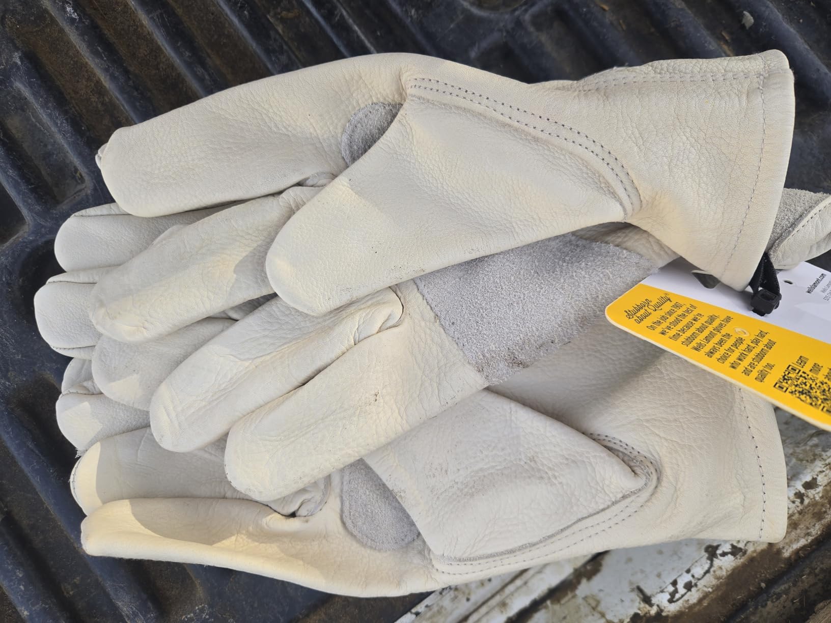 Wells Lamont Leather Work Gloves for Men - Grain Cowhide, Reinforced Palm - Ideal for Construction, Farming, Ranching - Ergonomic Fit, Keystone Thumb, Elasticized Wrist - Saddletan, Large (1129L) customer photo 1