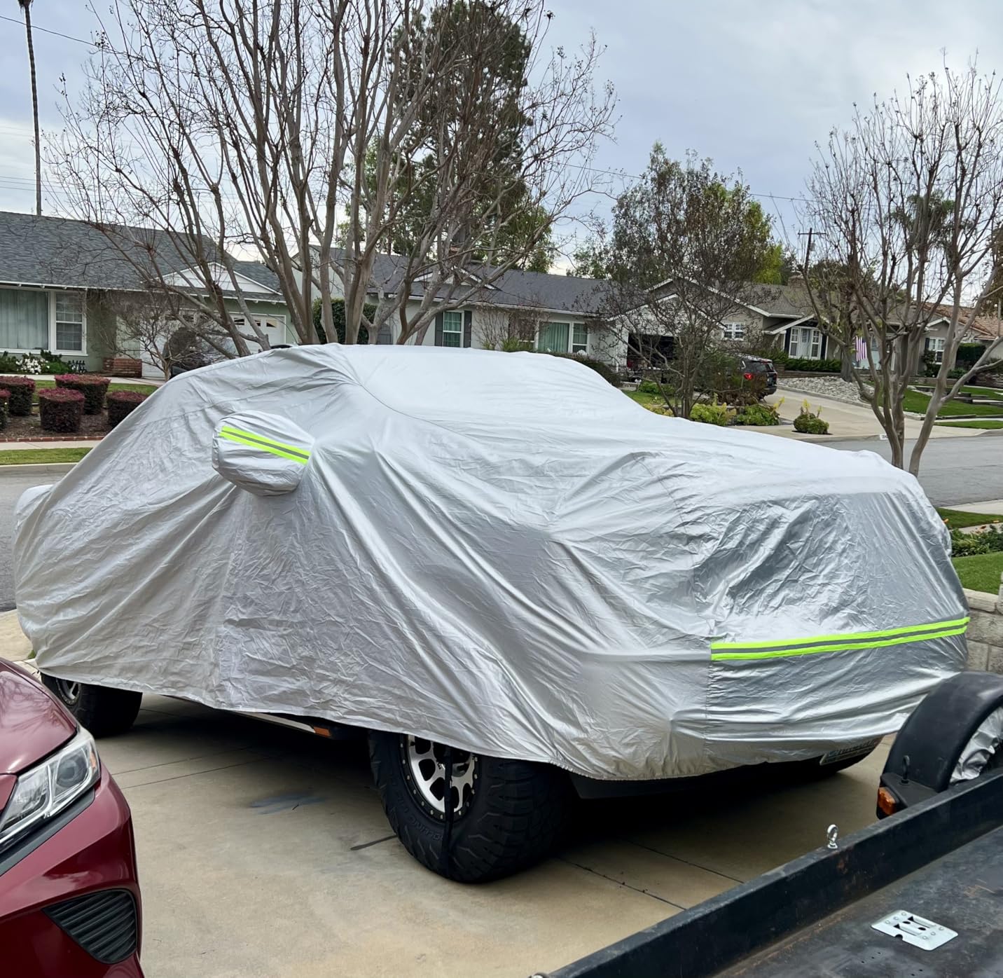 Favoto Sedan Car Cover Waterproof All Weather for Automobiles 6 Layers Heavy Duty Outdoor Rain Sun Snow Protection with Zipper Inner Cotton Universal Fit for Sedan (177-194 inch) customer photo 2
