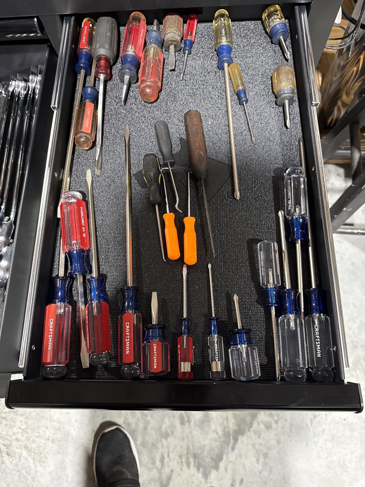 CRAFTSMAN Screwdriver Set, Slotted & Phillips, 14Piece (CMHT65045) customer photo 1