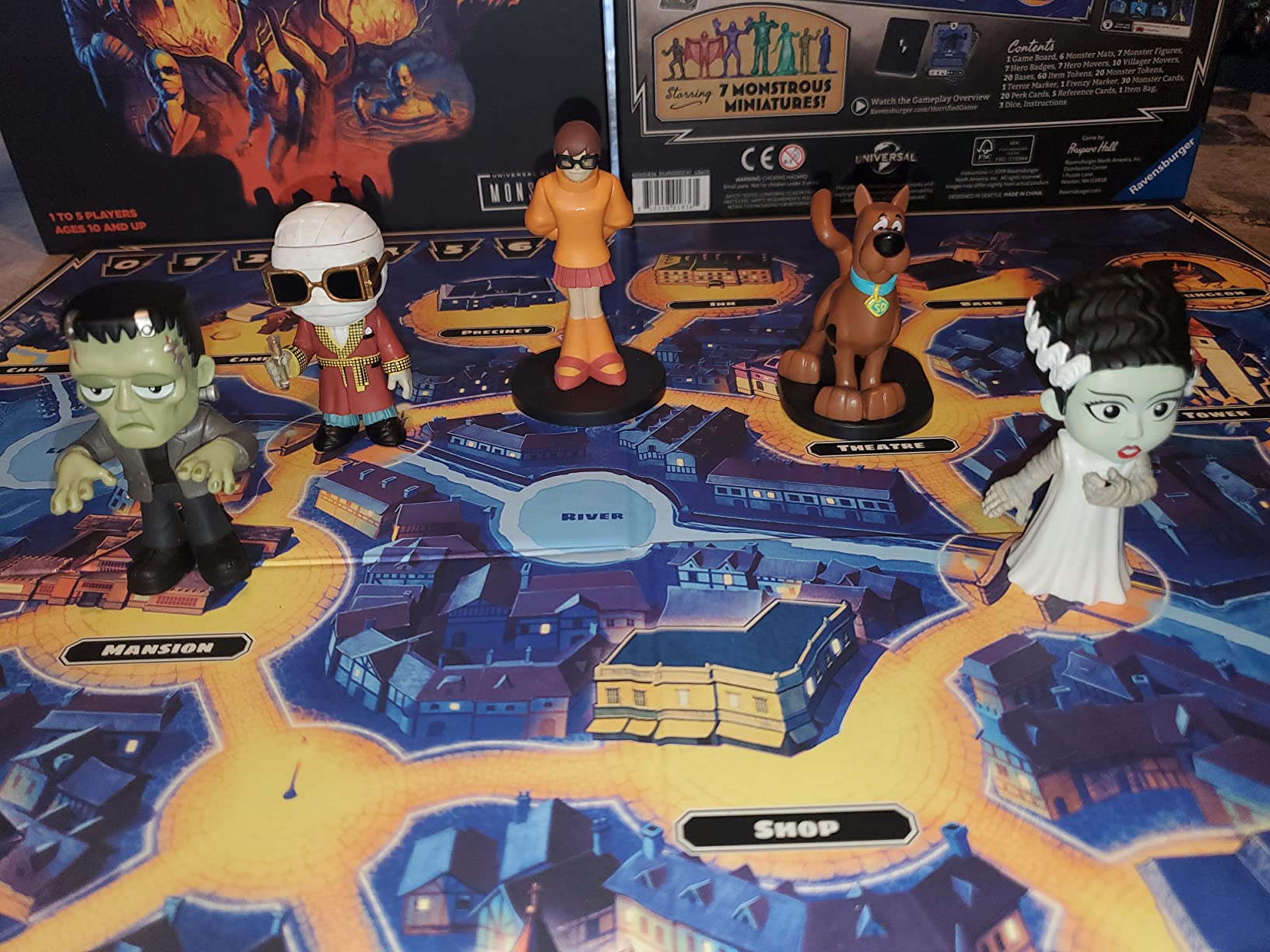 Ravensburger Horrified Games - Universal Monsters - Strategy Board Game - Boost Critical Thinking & Teamwork - Cooperative Gameplay - Unique Monster Challenges - 1 to 5 Players - Adults & Kids 10+ customer photo 2