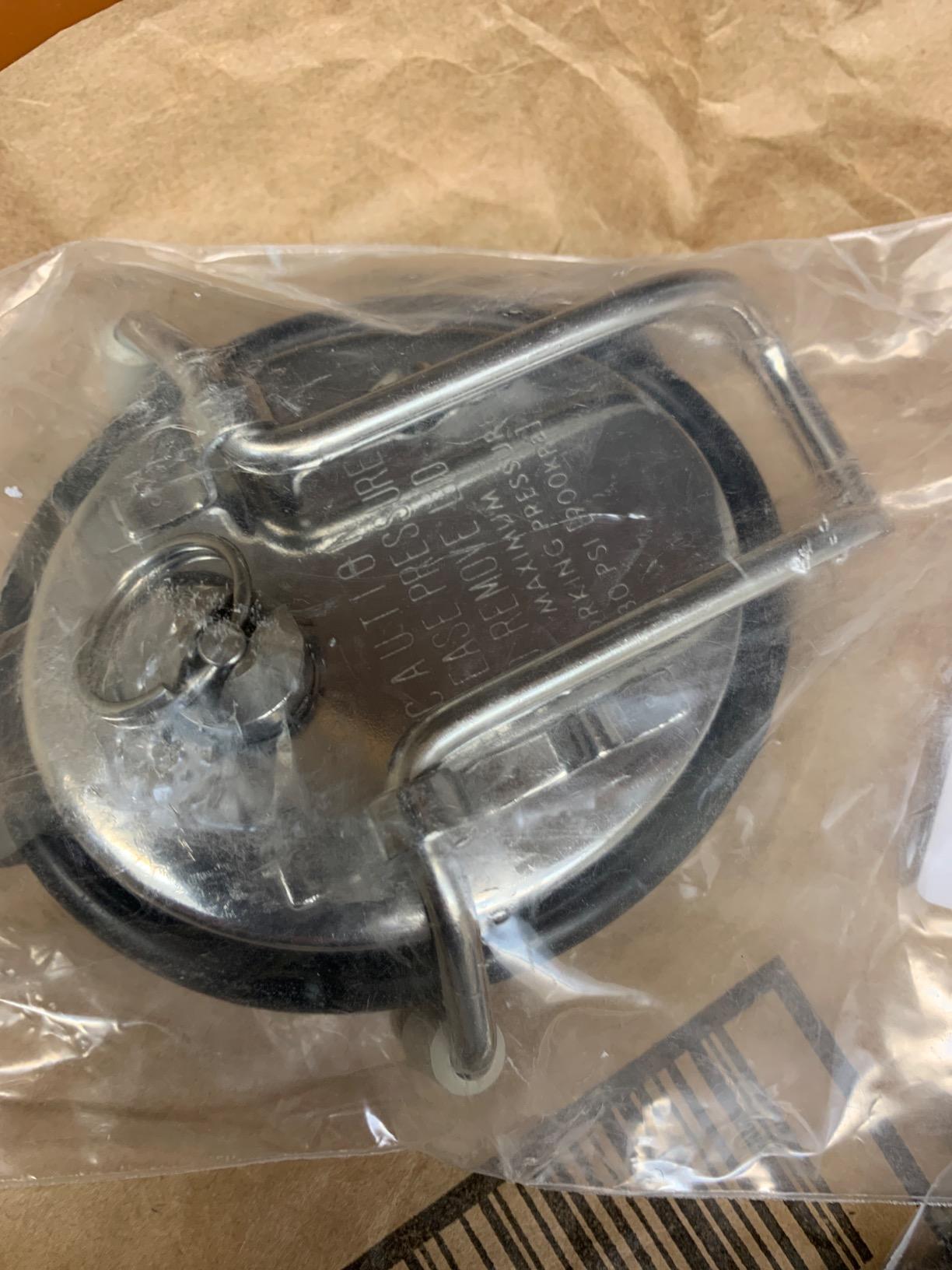 Gekufa Keg Lid Replacement with SS Pressure Relief Valve Fit for Corny Cornelius Keg, Homebrew Beer Keg, Soda Keg Lid customer photo 2