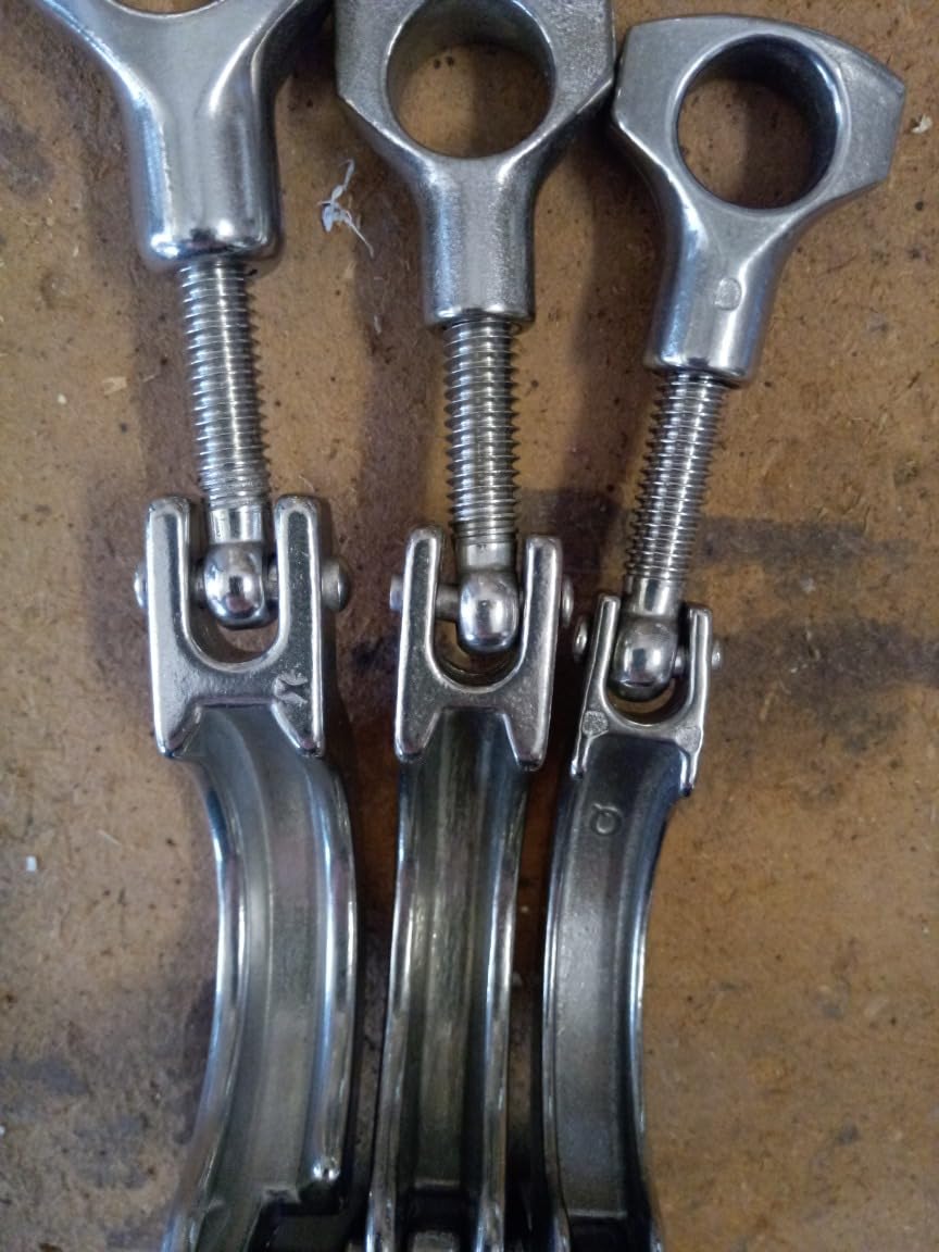 DERNORD Stainless Steel 304 Single Pin Heavy Duty Tri Clamp with Wing Nut for Ferrule TC with 1 pc Silicone Gasket (1.5 Inch Tri Clamp Size: 2 Pack) customer photo 2