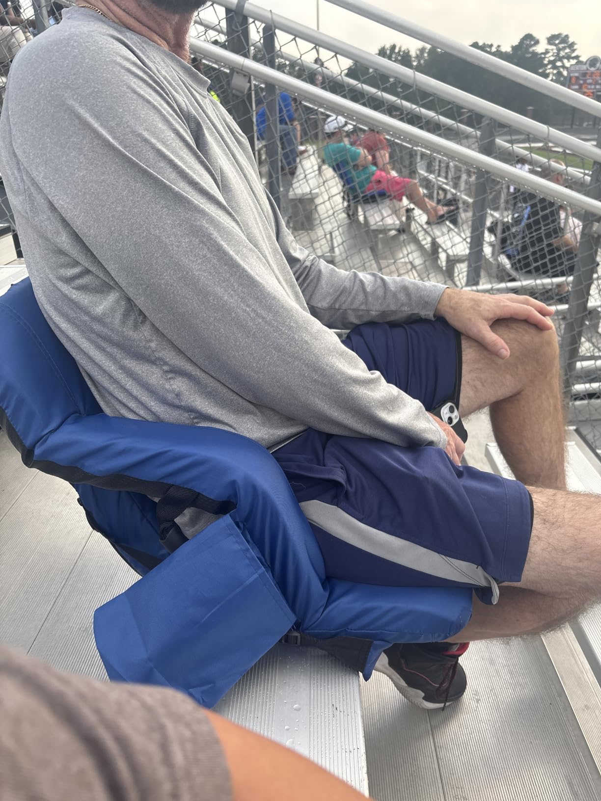 Sportneer Stadium Seats with Back Support: 2.5'' Thick Comfy Cushion 6 Adjustable Angle Bleacher Seat with Armrest - 2 Large Pockets, 2 Cup Holders Stadium Chair for Sport Events Concerts Parks customer photo 2