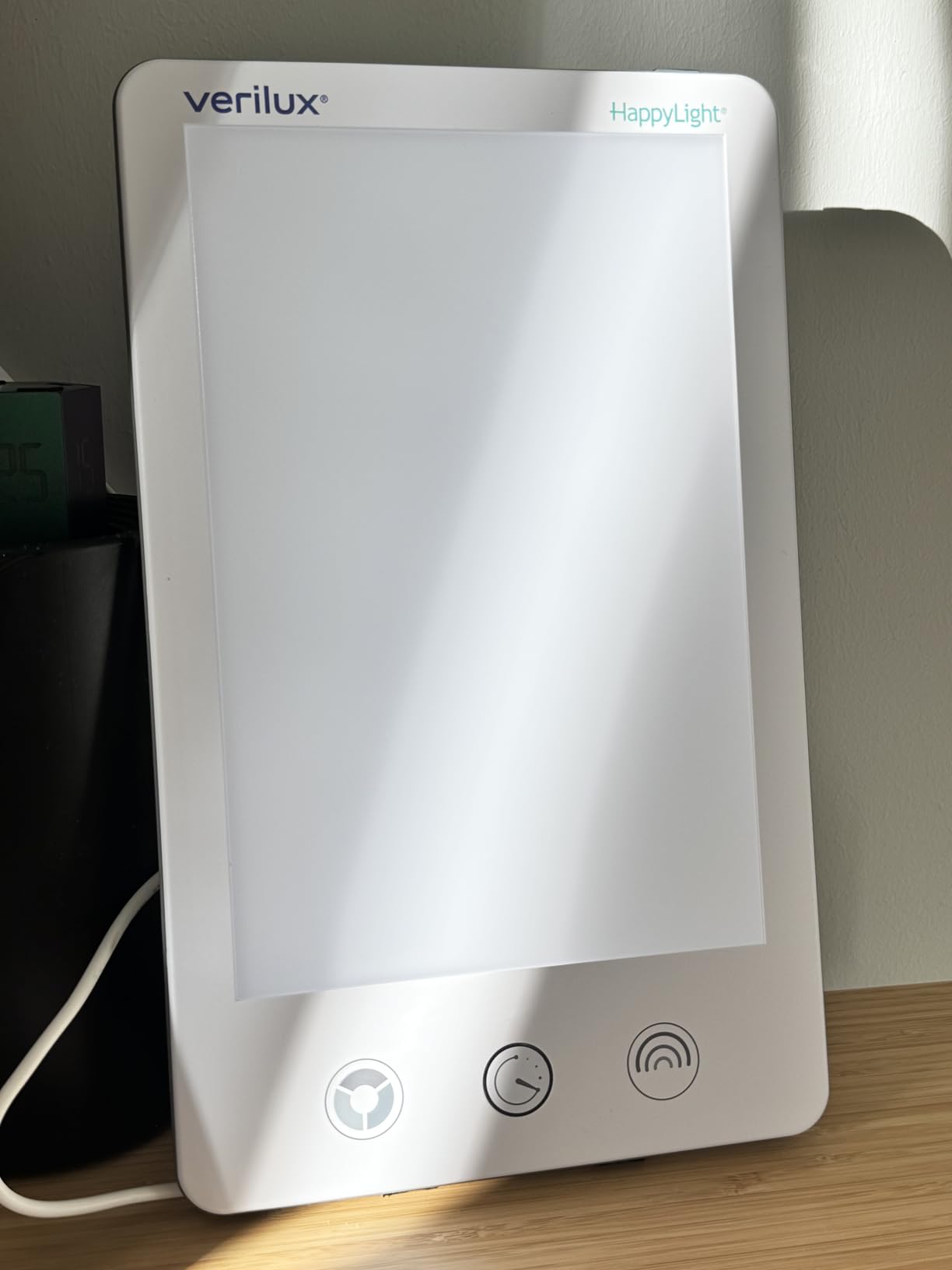 Verilux HappyLight Luxe - Light Therapy Lamp with 10,000 Lux, UV-Free, LED Bright White Light with Adjustable Brightness, Color, Countdown Timer, & Stand - Boost Mood, Sleep, Focus (White) customer photo 2