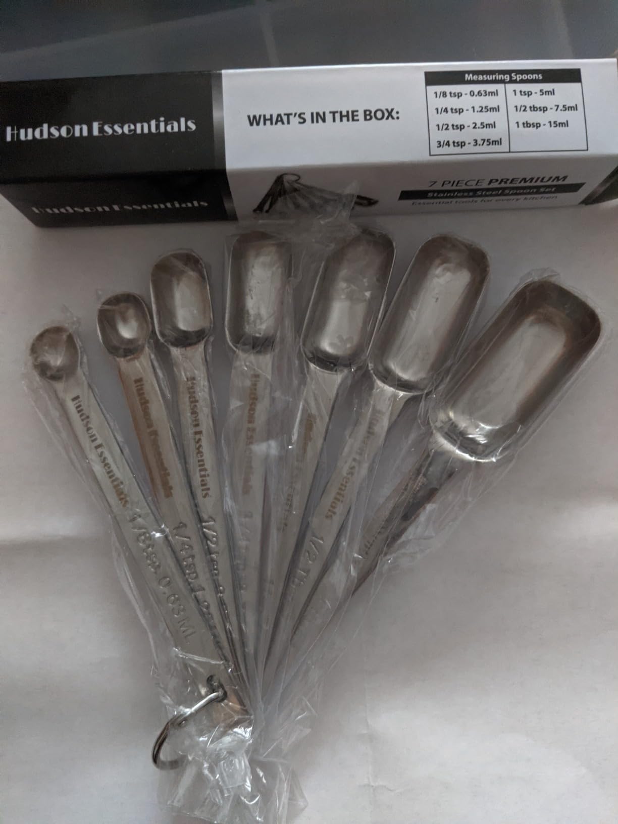 Hudson Essentials Stainless Steel Measuring Spoons Set for Dry or Liquid - Fits in Spice Jars - Set of 7 customer photo 1