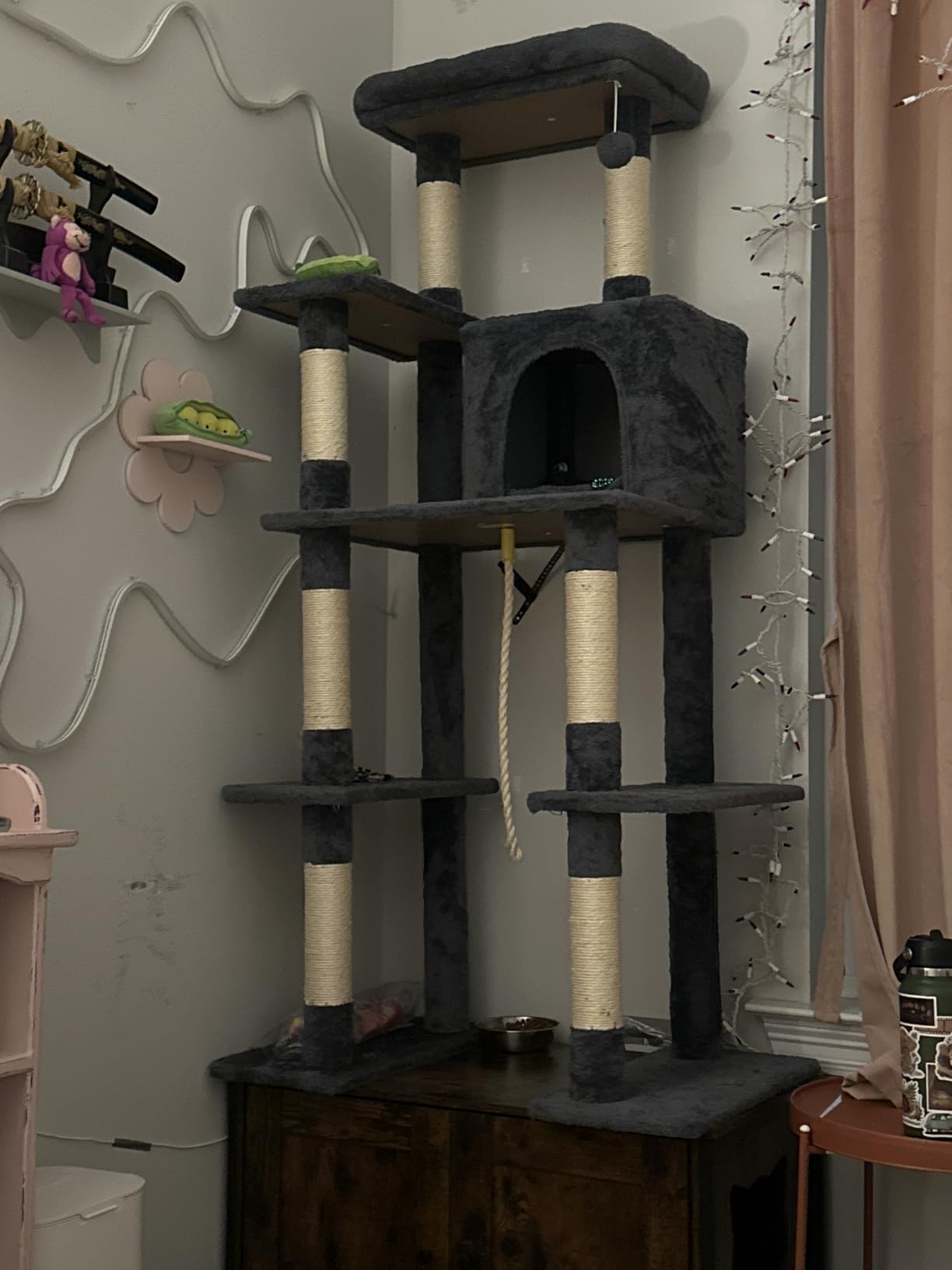 Yaheetech 63in Large Cat Tree for Heavy Cats up to 22lbs, Anti-Wobble Tower with Condo & Hammock, Space-Saving for Indoor Multi-Pet Households, Stops Furniture Scratching customer photo 2