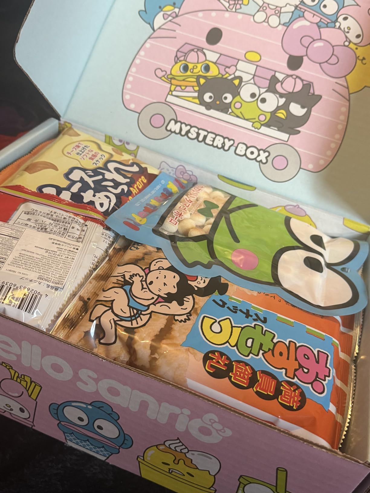 Sanrio Hello Kitty Snack Box customer photo 2