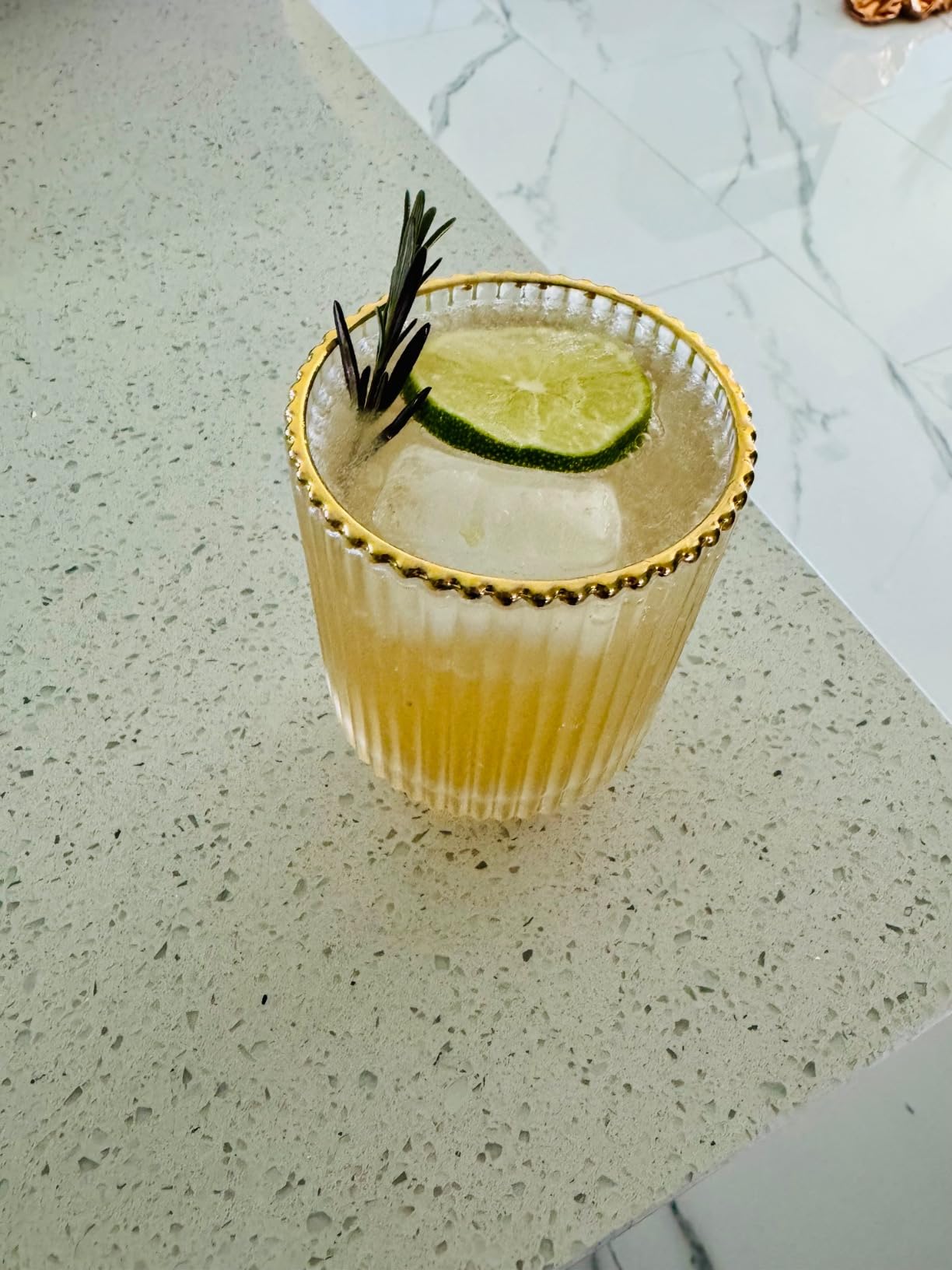 RITUAL ZERO PROOF Gin Alternative | Award-Winning Non-Alcoholic Spirit | 25.4 Fl Oz (750ml) | Zero Calories | Sustainably Made in USA customer photo 1