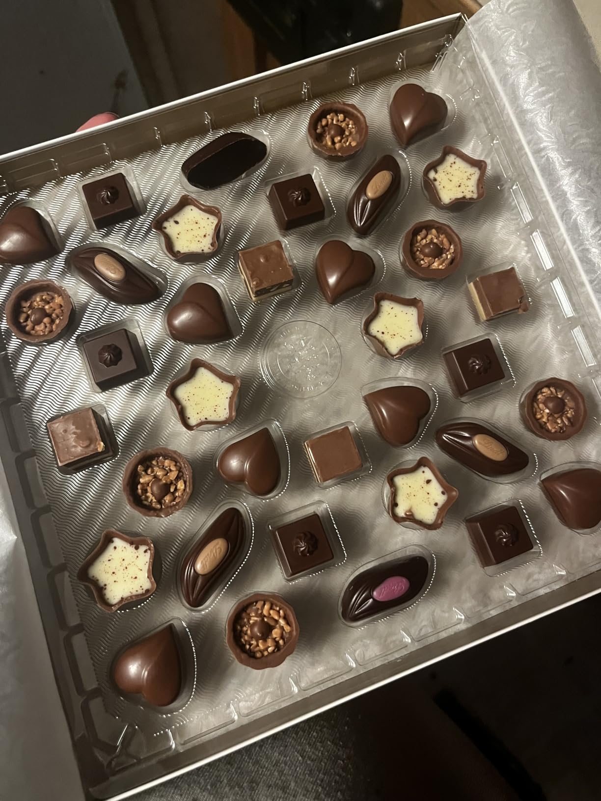 Lindt Mini Pralines, Assorted Chocolate Candy Pralines With Premium Filling, Great For Gift Giving, 6.2 oz. Gift Box customer photo 1