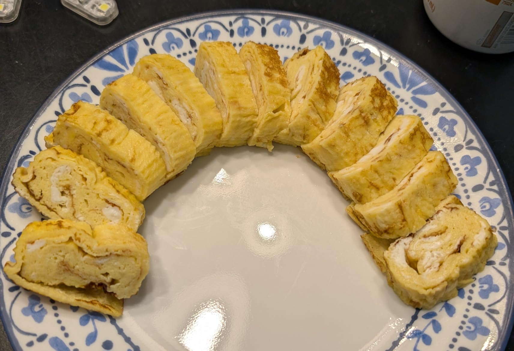 TECHEF - Tamagoyaki Japanese Omelette Pan/Egg Pan Skillet, PFOA-Free, Dishwasher Safe, Induction-Ready, Made in Korea (Black/Medium) customer photo 1