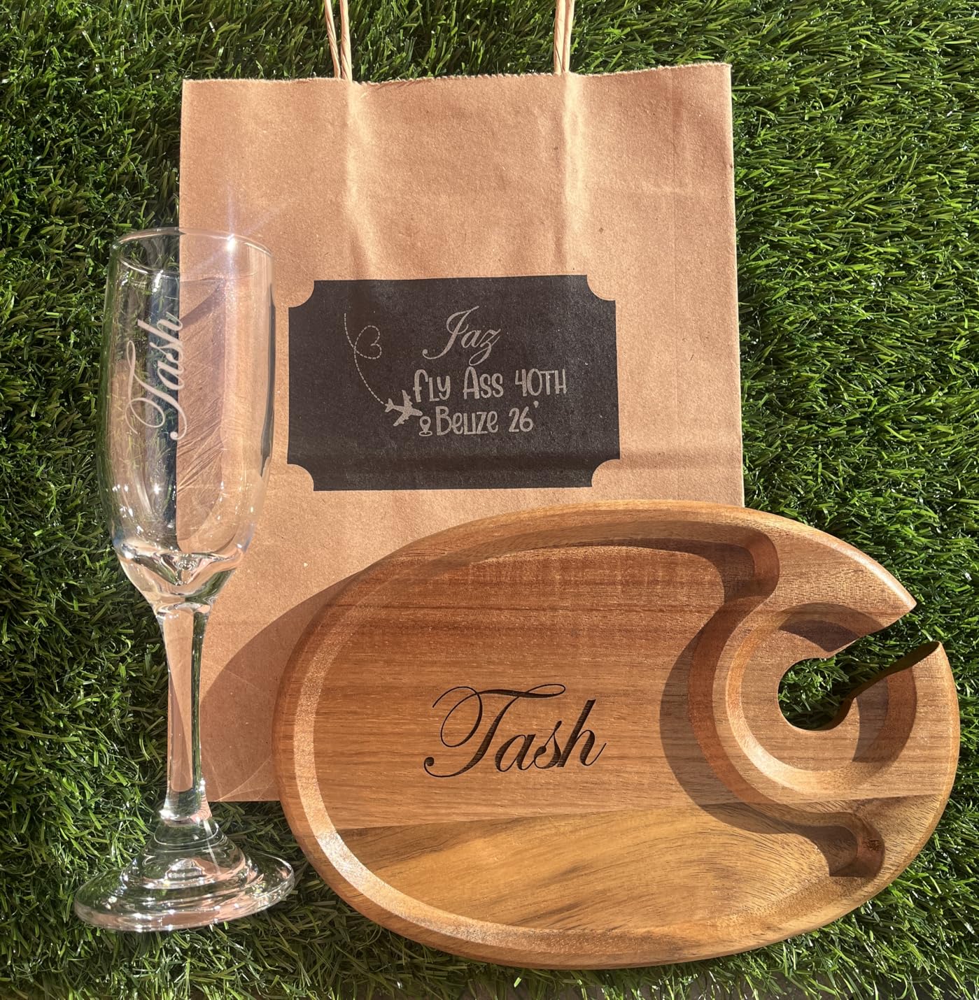 PICNIC TIME Wine Appetizer Plates, Set of 4 Wooden Cocktail Plates with Glass Holder, Mini Charcuterie Boards for Wine and Cheese Parties, Acacia Cheese Board Serving Trays (Oval - Acacia Wood) customer photo 1