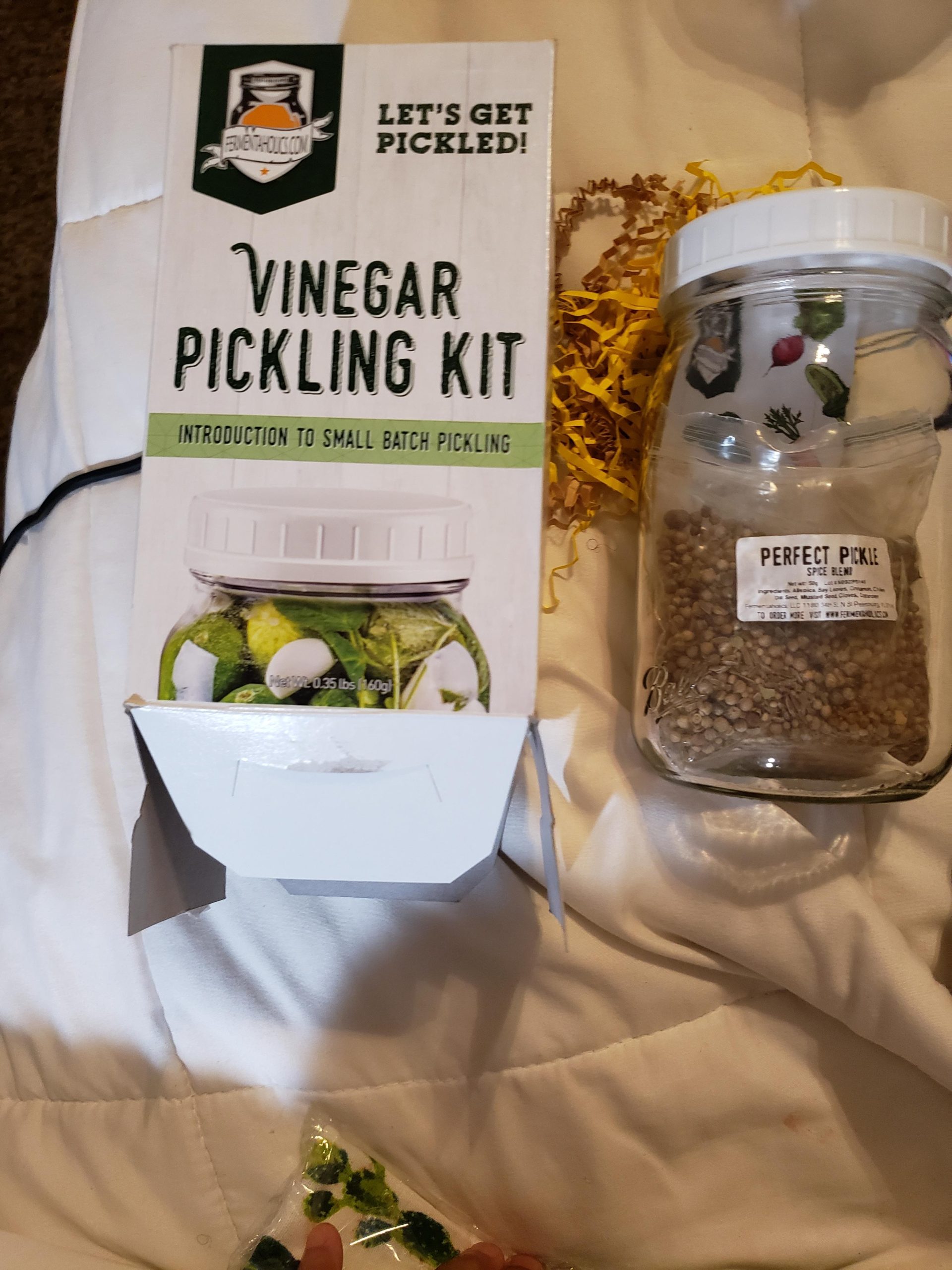 Fermentaholics Certified Organic Vinegar Pickling Kit - Easy, Quick Pickles - 2 Recipes with Perfect Pickle Spice and Kosher salt - Wide Mouth Quart Jar - Makes 3 Quarts - OU Kosher customer photo 1
