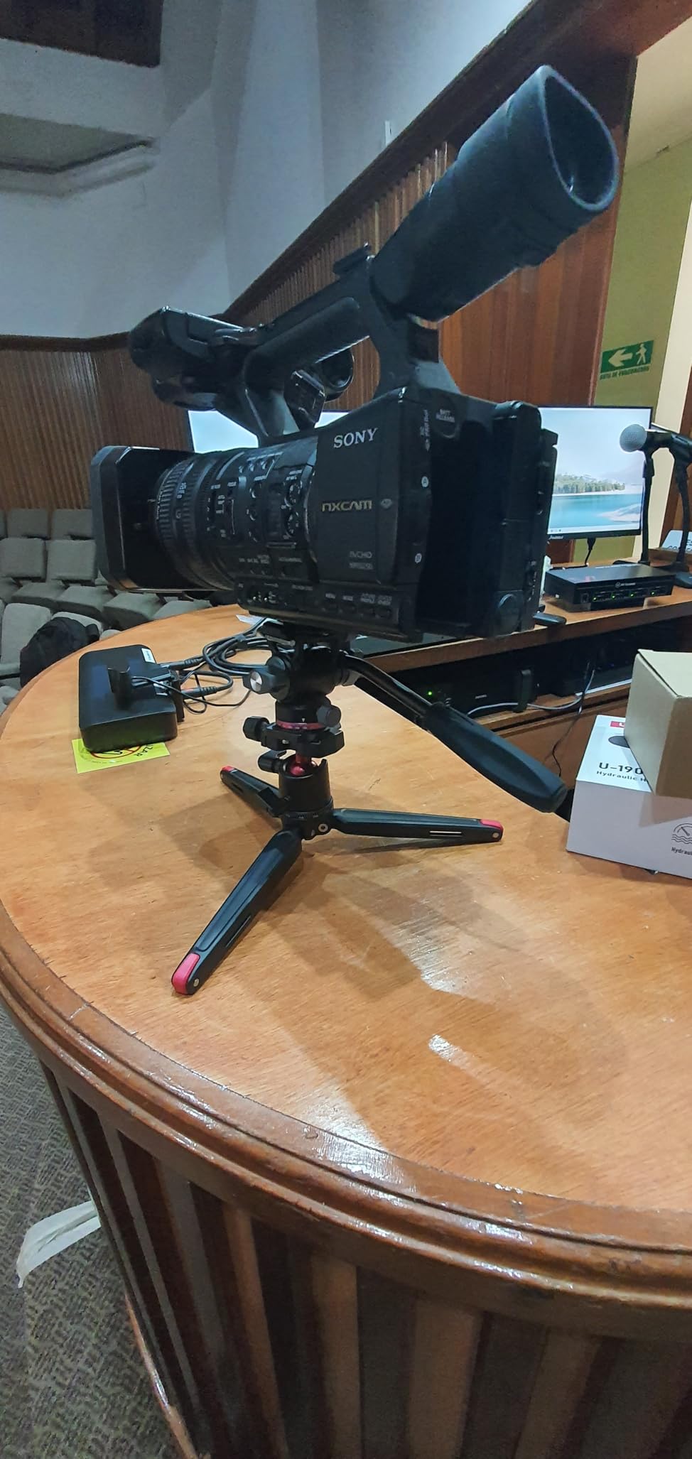 SmallRig Mini Tripod for Camera, Updated Desktop Tabletop Tripod with Arca-Type Compatible QR Plate, 360° Ball Head and 1/4 Screws Portable for Compact Cameras DSLRs, Phone, Gopro - BUT2664 customer photo 2