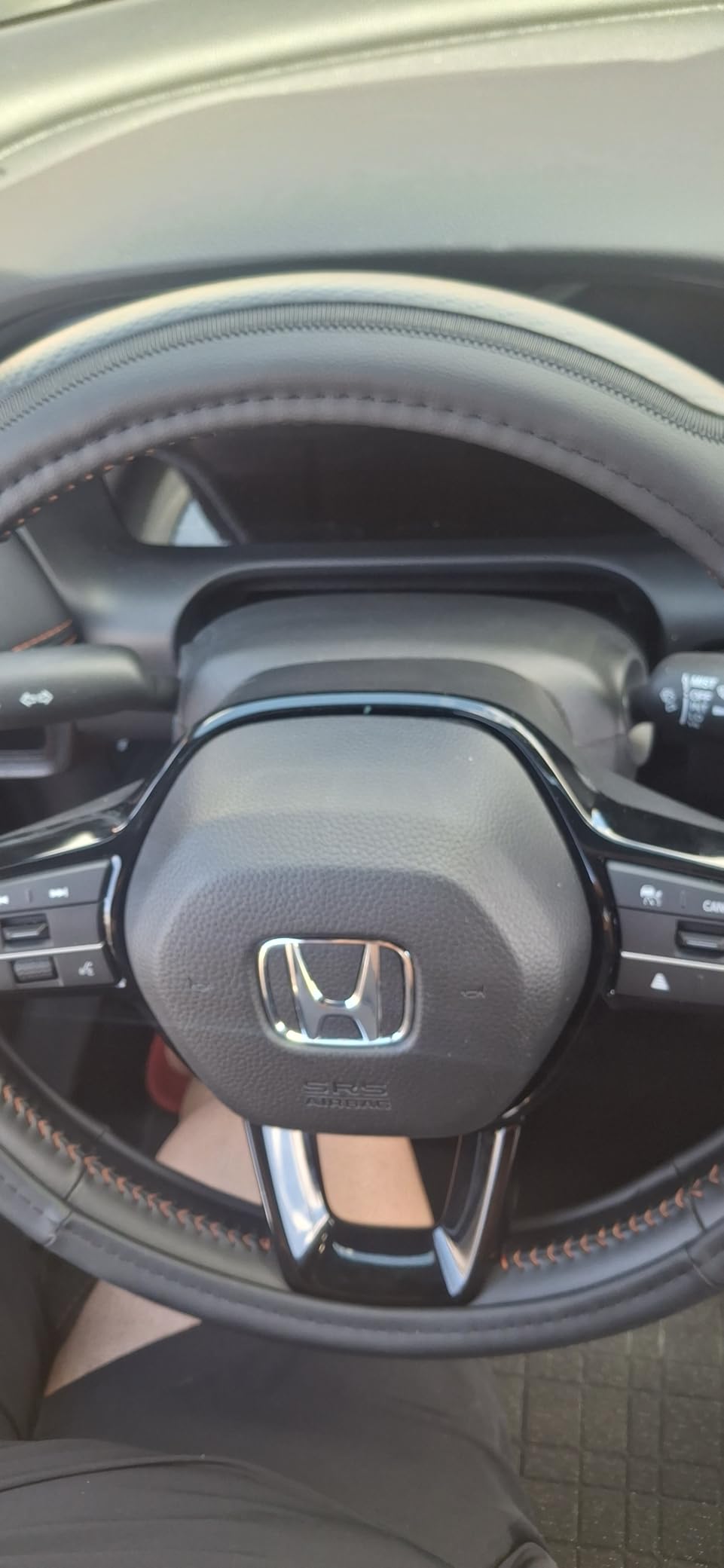 Magnelex Microfiber Leather Steering Wheel Cover - Black. Heat Resistant Anti-Slip Car Wheel Wrap - 14.5 to 15 Inch Steering Wheels customer photo 2