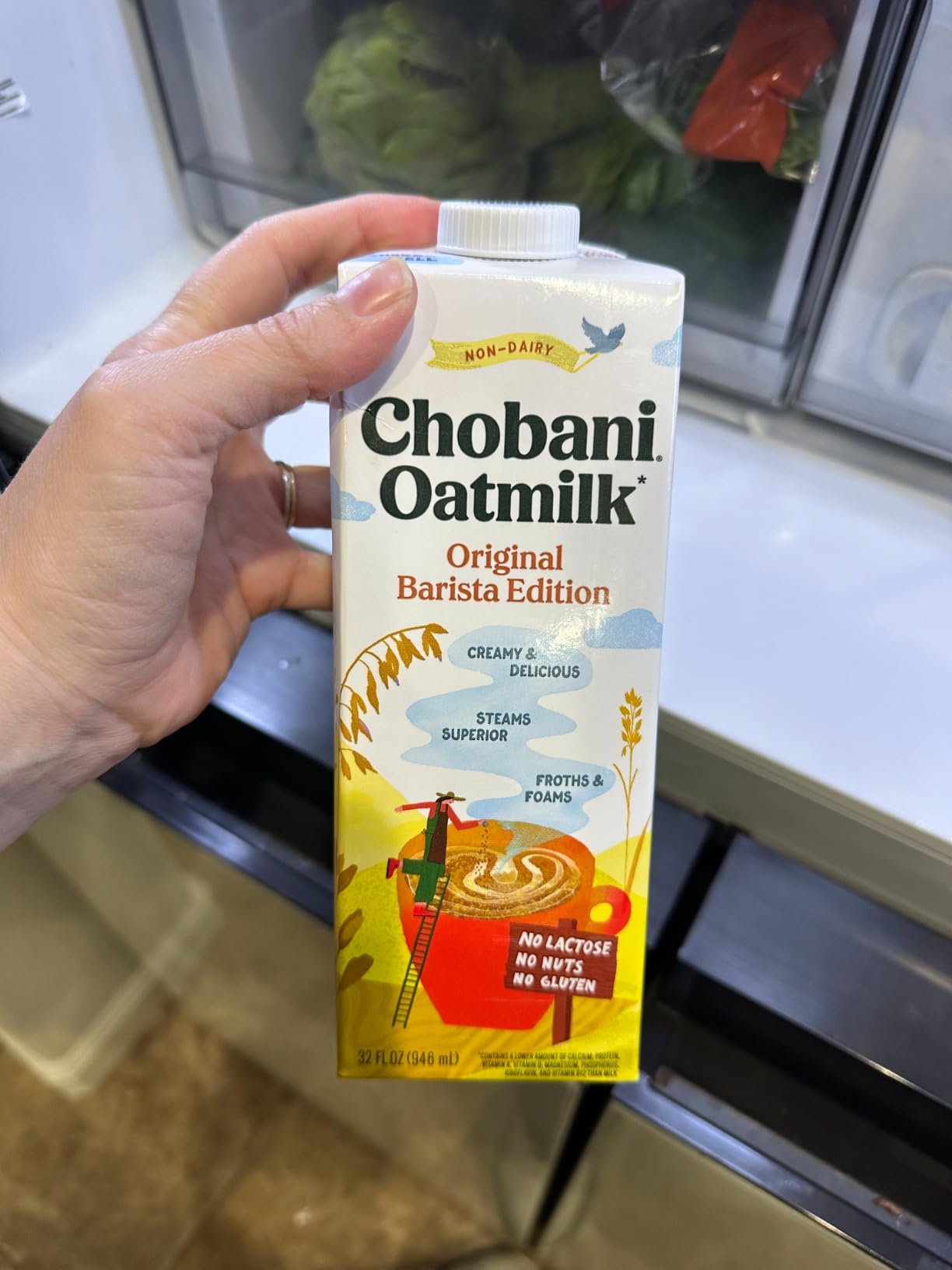 Chobani Oat Milk, Plain Oat Barista Edition, Shelf Stable Non Dairy Milk, Creamer, Vegan Friendly, Gluten-Free, 32 FL OZ (Pack-6) customer photo 1