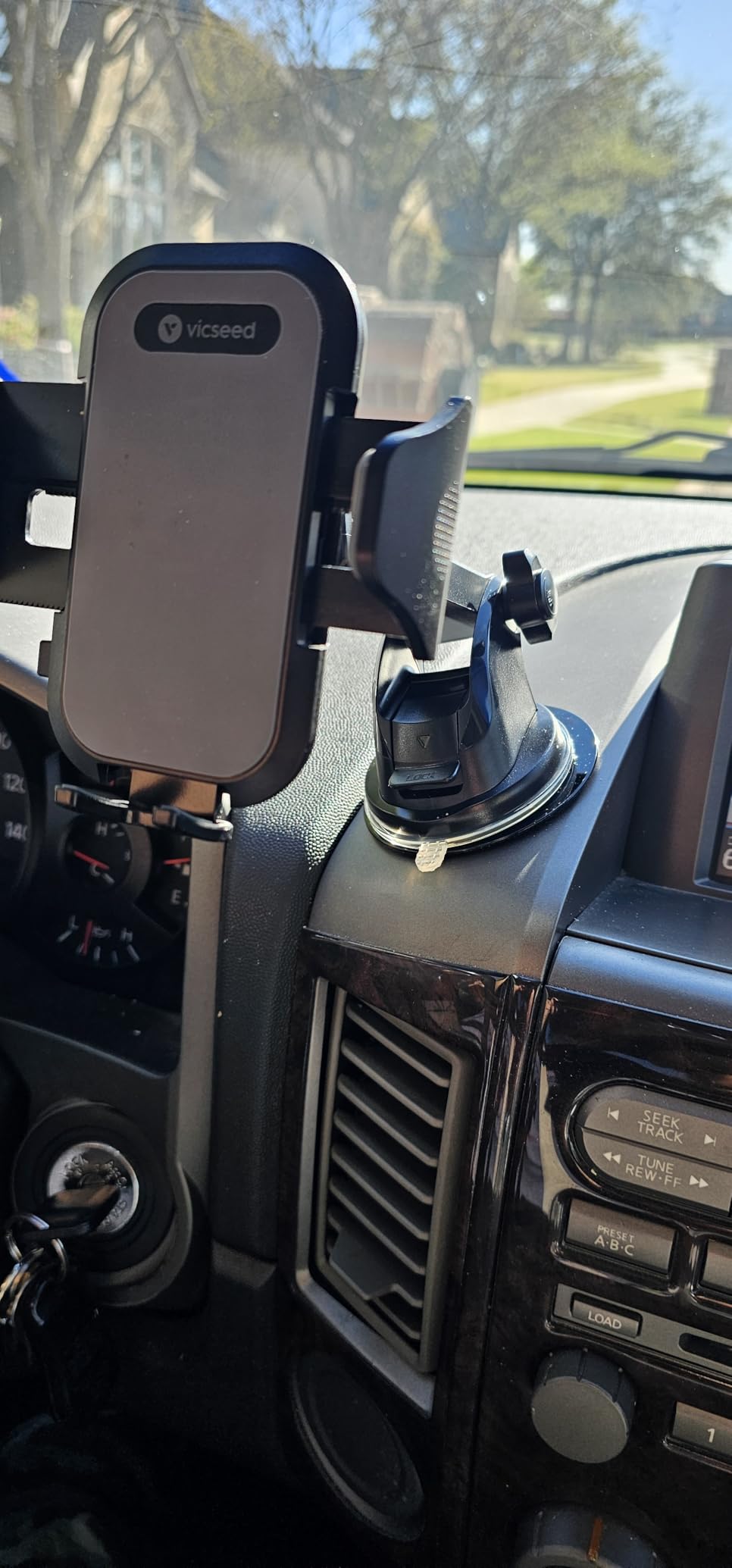 VICSEED No.1 Powerful Suction Rally Racing-Grade Stability Phone Holders for Your Car 2026 Upgraded Car Phone Holder Mount Truck Stand for Dashboard Windshield Vent for iPhone Samsung All Phones customer photo 2
