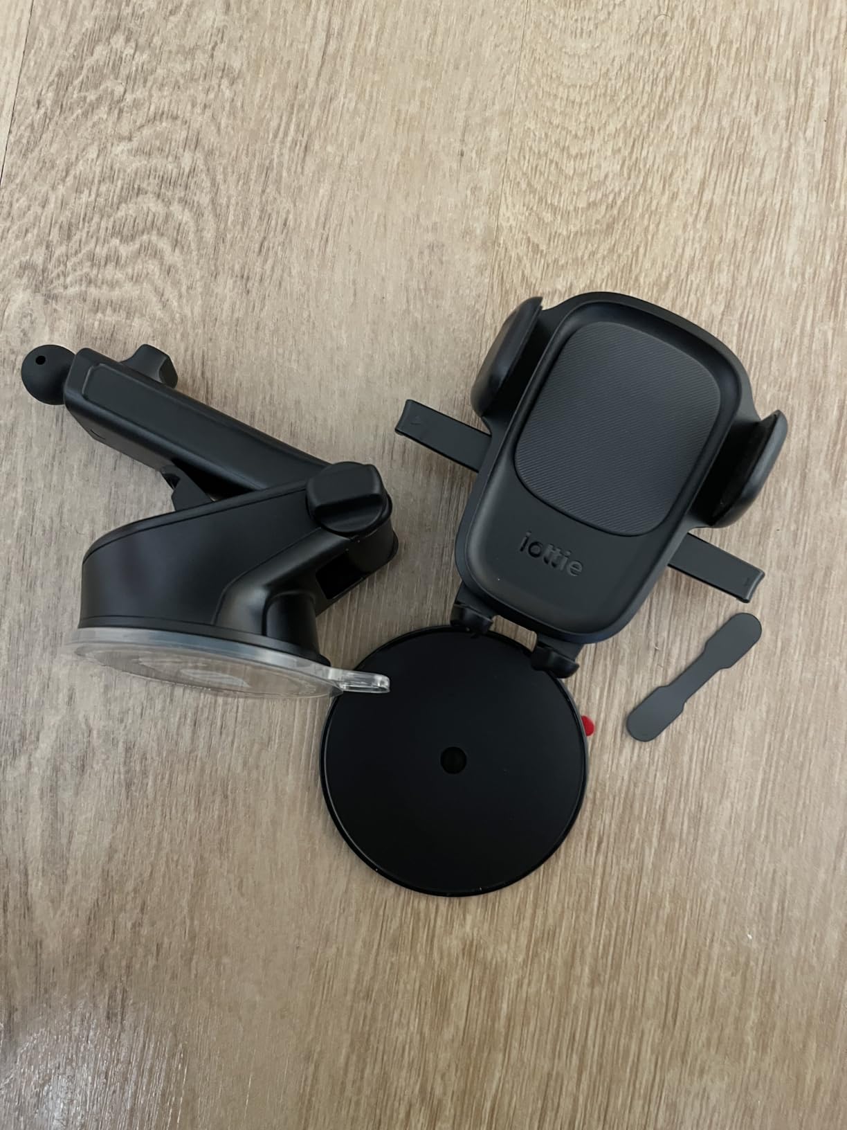 iOttie Easy One Touch Signature Dashboard & Windshield Universal Car Mount Phone Holder Desk Stand with Suction Cup Base and Telescopic Arm for iPhone, Samsung, Google, More Smartphones customer photo 2