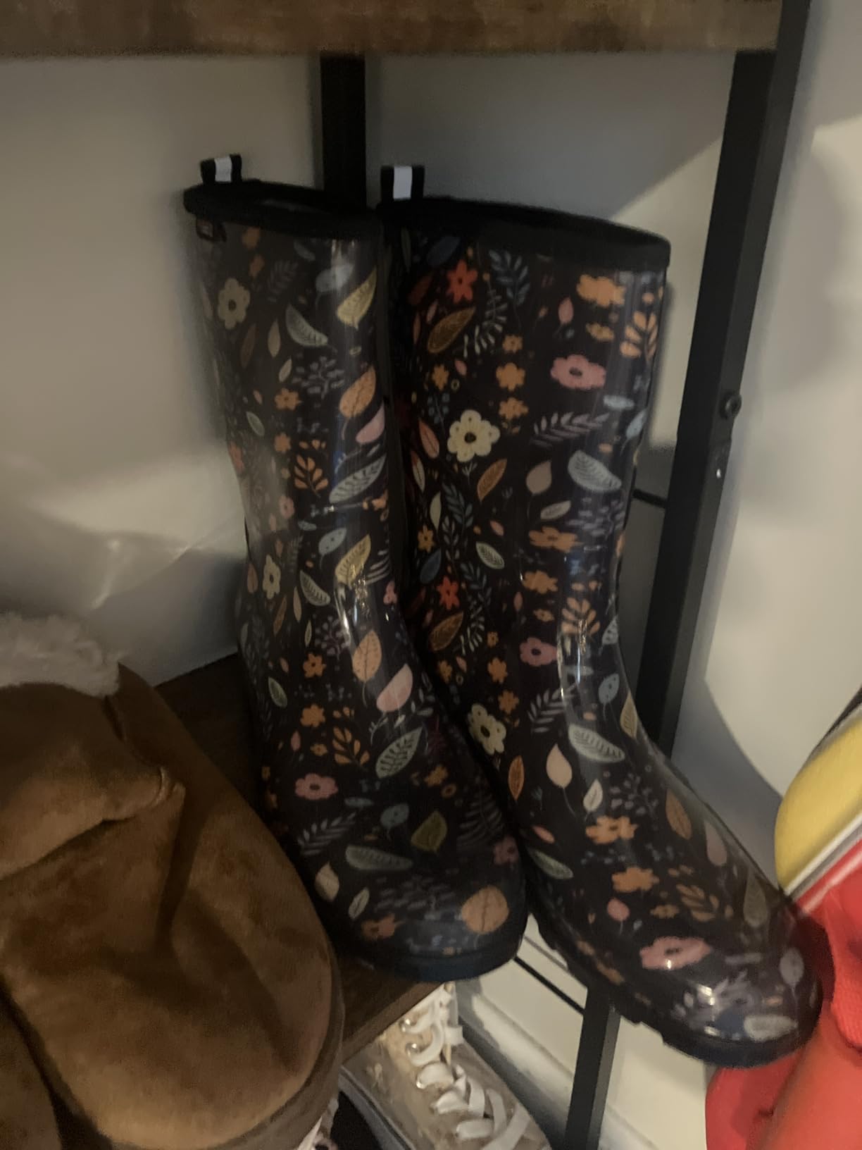 HISEA Women's Rain Boots Waterproof Mid Calf Garden Boots for Women customer photo 2