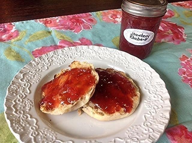 The All New Ball Book Of Canning And Preserving: Over 350 of the Best Canned, Jammed, Pickled, and Preserved Recipes customer photo 1