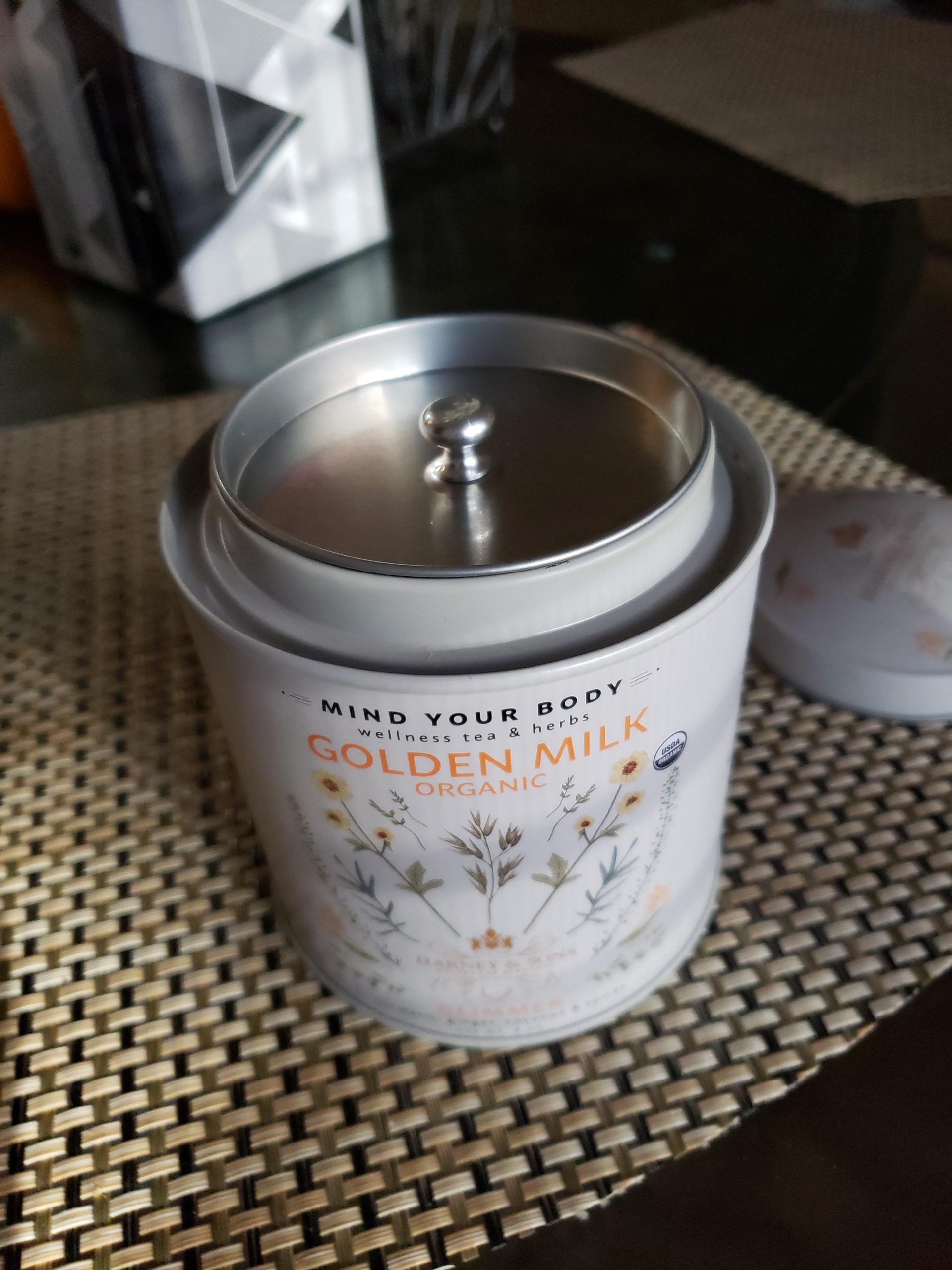 Harney & Sons Golden Milk Powder, Turmeric, Ginger, Coconut & Spices, 8 oz Tin customer photo 1