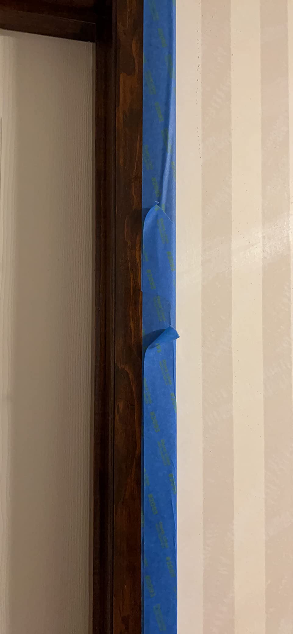 ScotchBlue Sharp Lines Multi-Surface Painter's Tape, 1.41 Inches x 60 Yards, 3 Rolls, Blue, Edge-Lock Painting Tape for Indoor and Outdoor Use customer photo 2